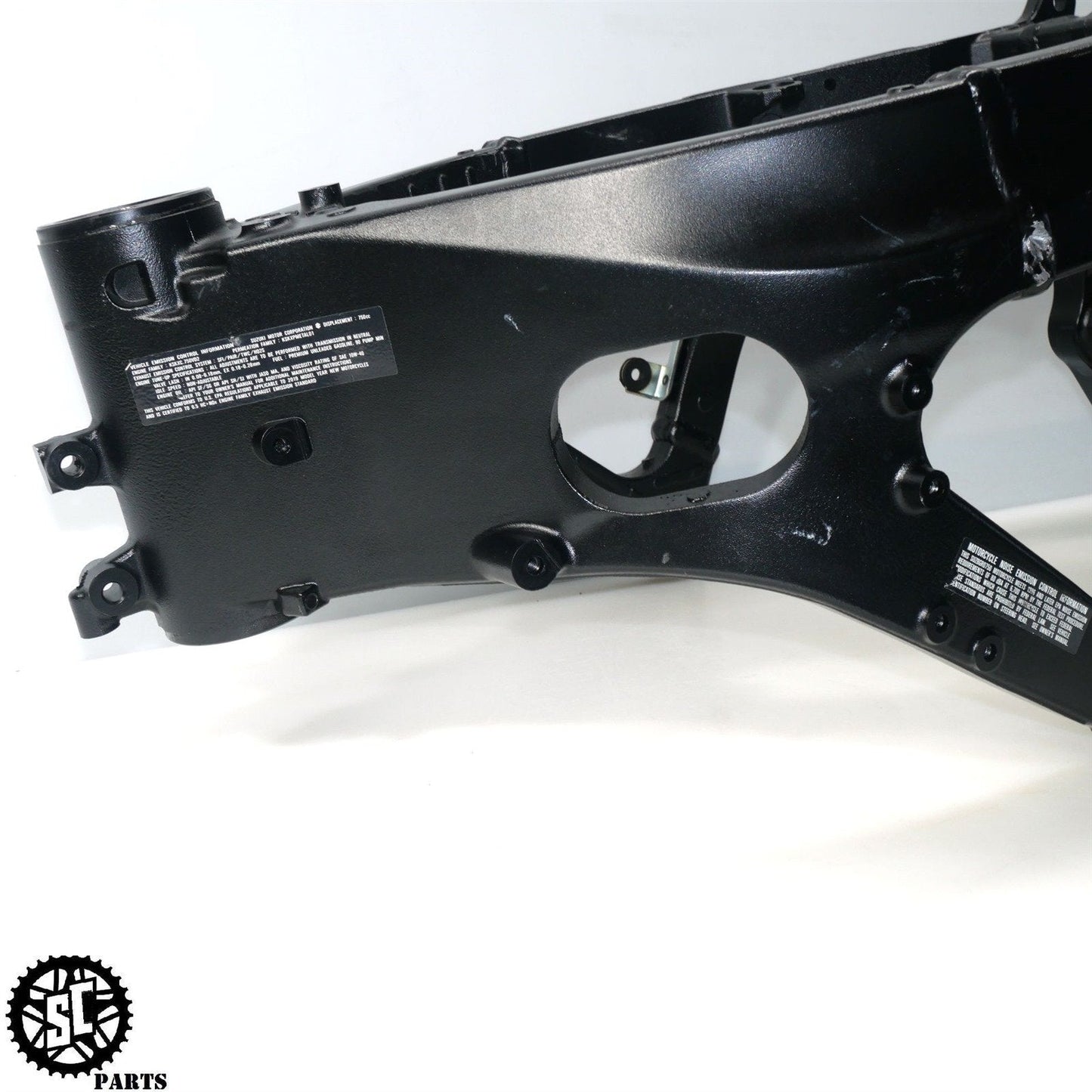 11-23 SUZUKI GSXR 600 750 FRAME CHASSIS *S* S38