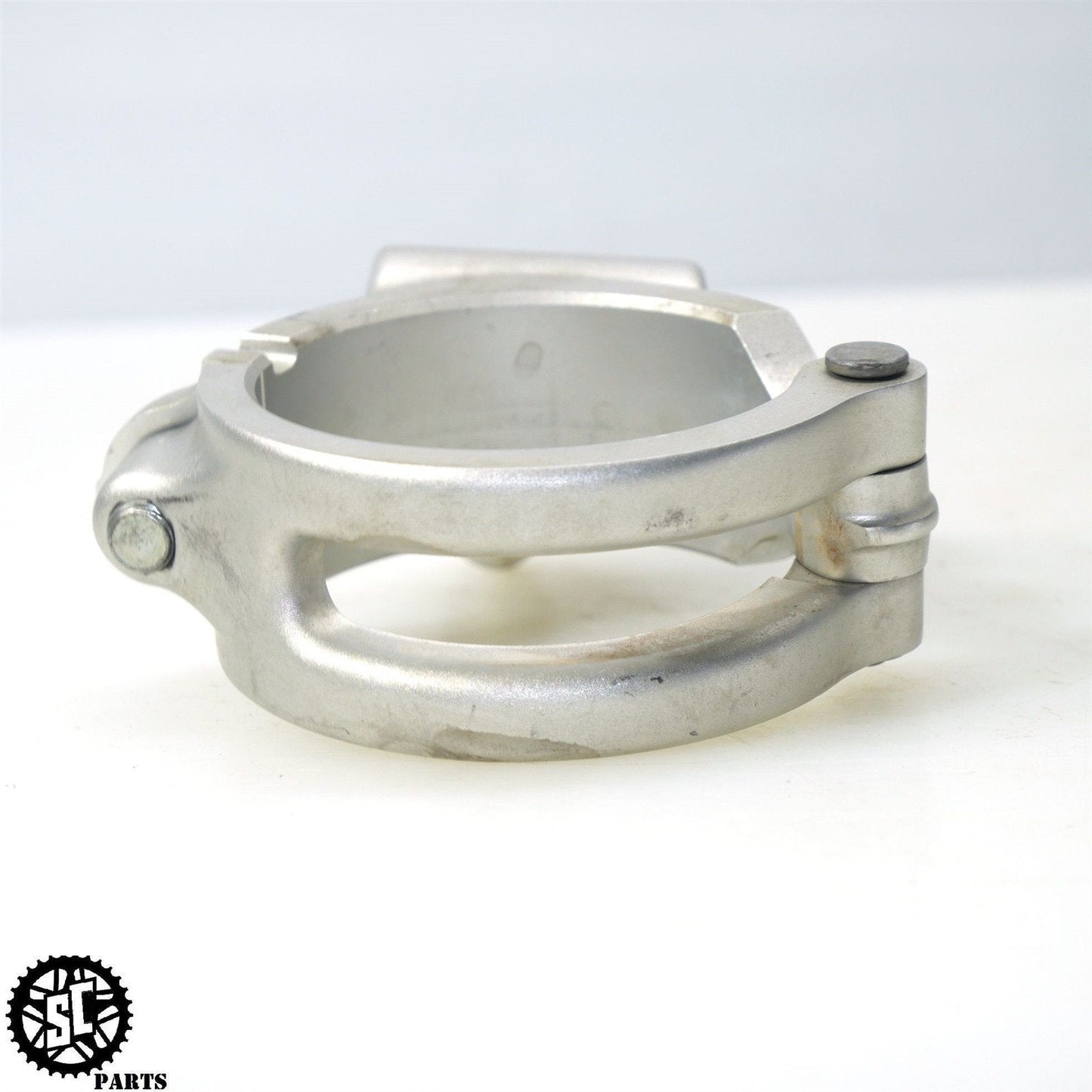 16 17 18 DUCATI PANIGALE 899 959 1199 1299 RIGHT CLIP ON HANDLEBAR BRACKET D25