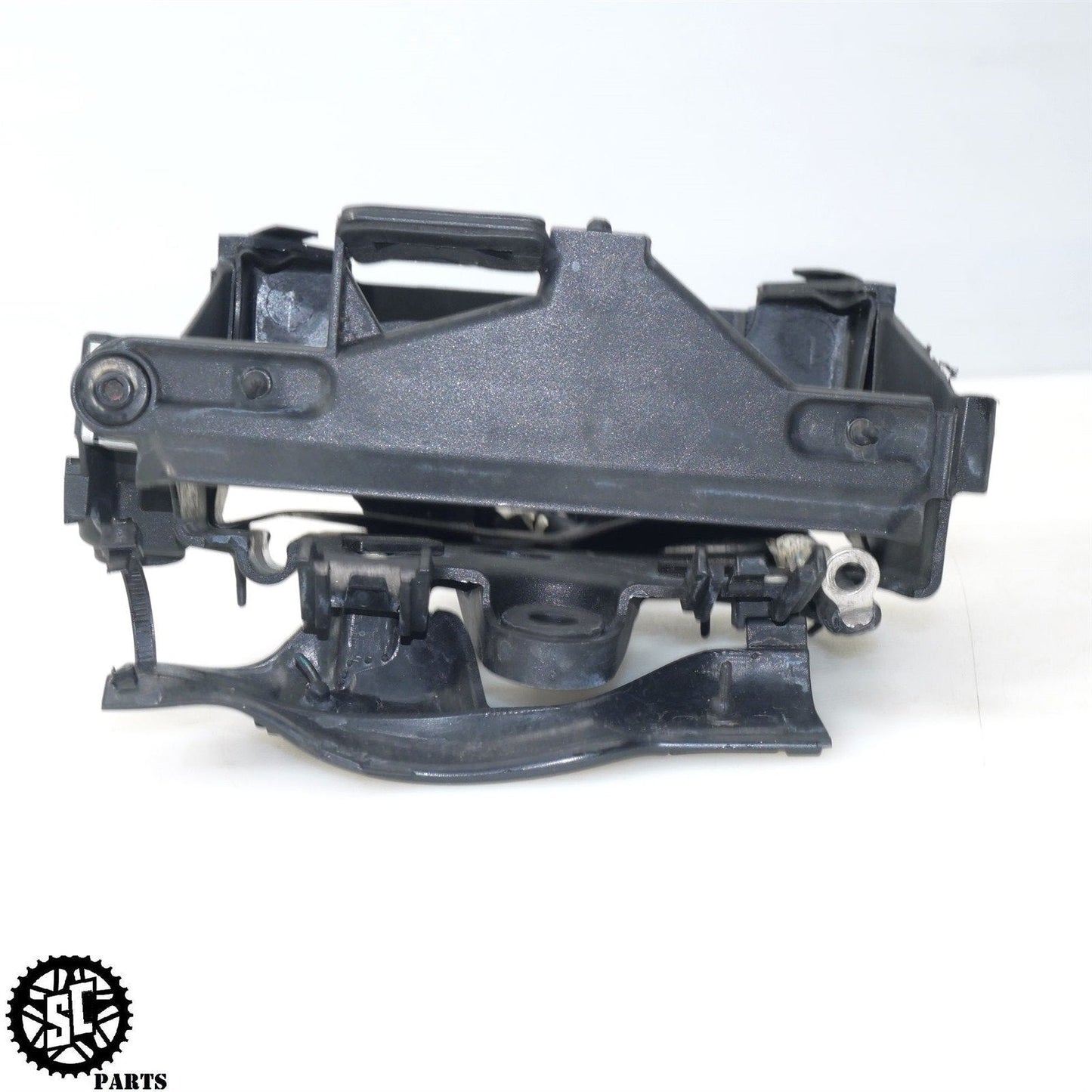 16 17 18 DUCATI PANIGALE 859 959 1199 1299 BATTERY BOX TRAY 8291A541BD25