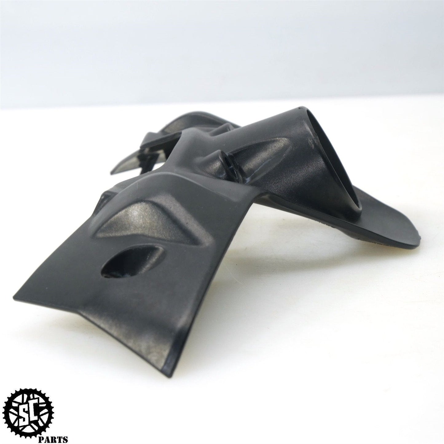 16 17 18 DUCATI PANIGALE 899 959 1199 1299 IGNITION SWITCH COVER 46014962C D25