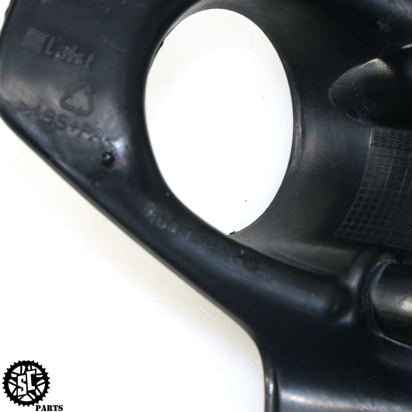 16 17 18 DUCATI PANIGALE 899 959 1199 1299 IGNITION SWITCH COVER 46014962C D25