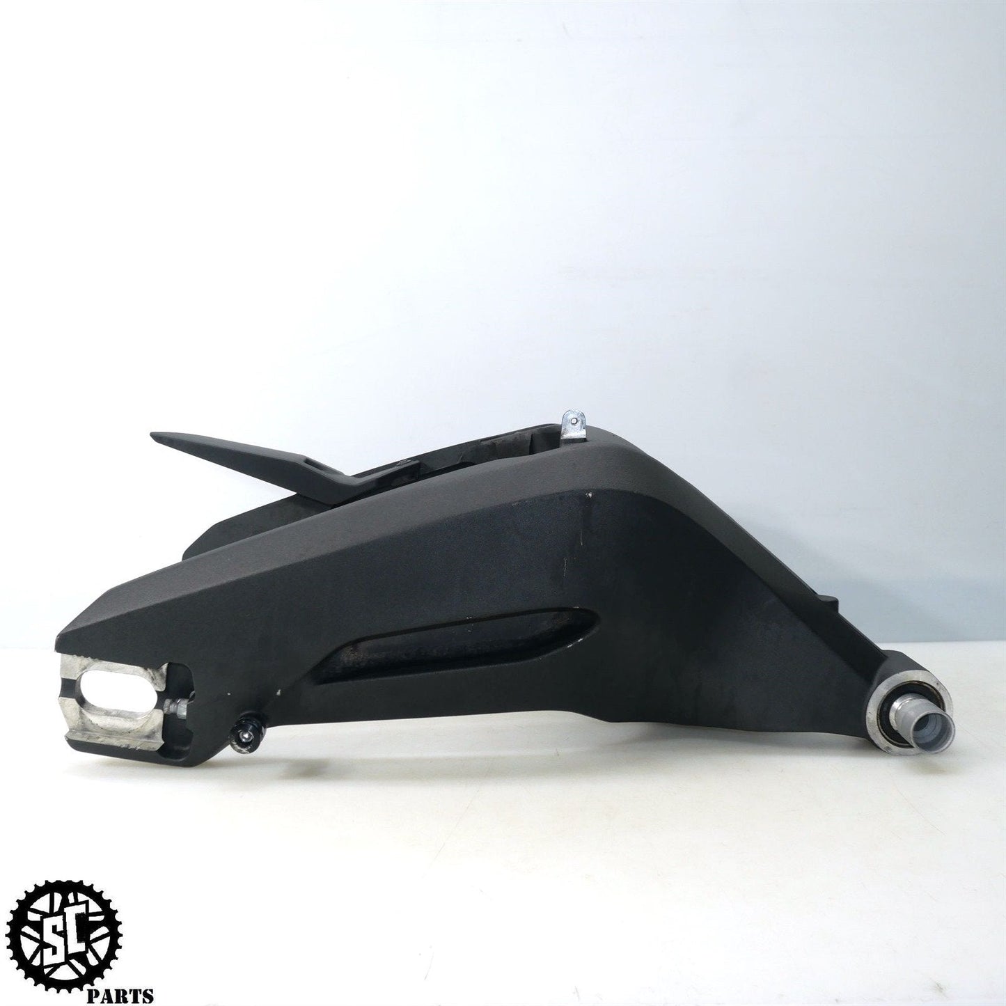 16 17 18 19 DUCATI PANIGALE 899 959 SWINGARM D25