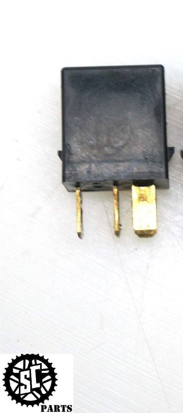 2007-2012 TRIUMPH STREET TRIPLE 675 RELAY OMRON G8HN-1A4T-RJ T40