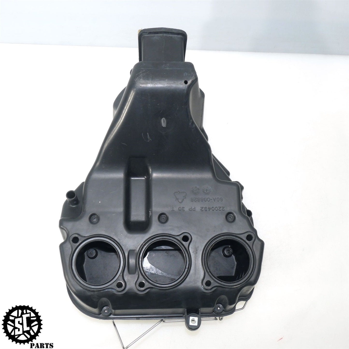 2007-2012 TRIUMPH STREET TRIPLE 675 AIRBOX INTAKE FILTER HOUSING T40