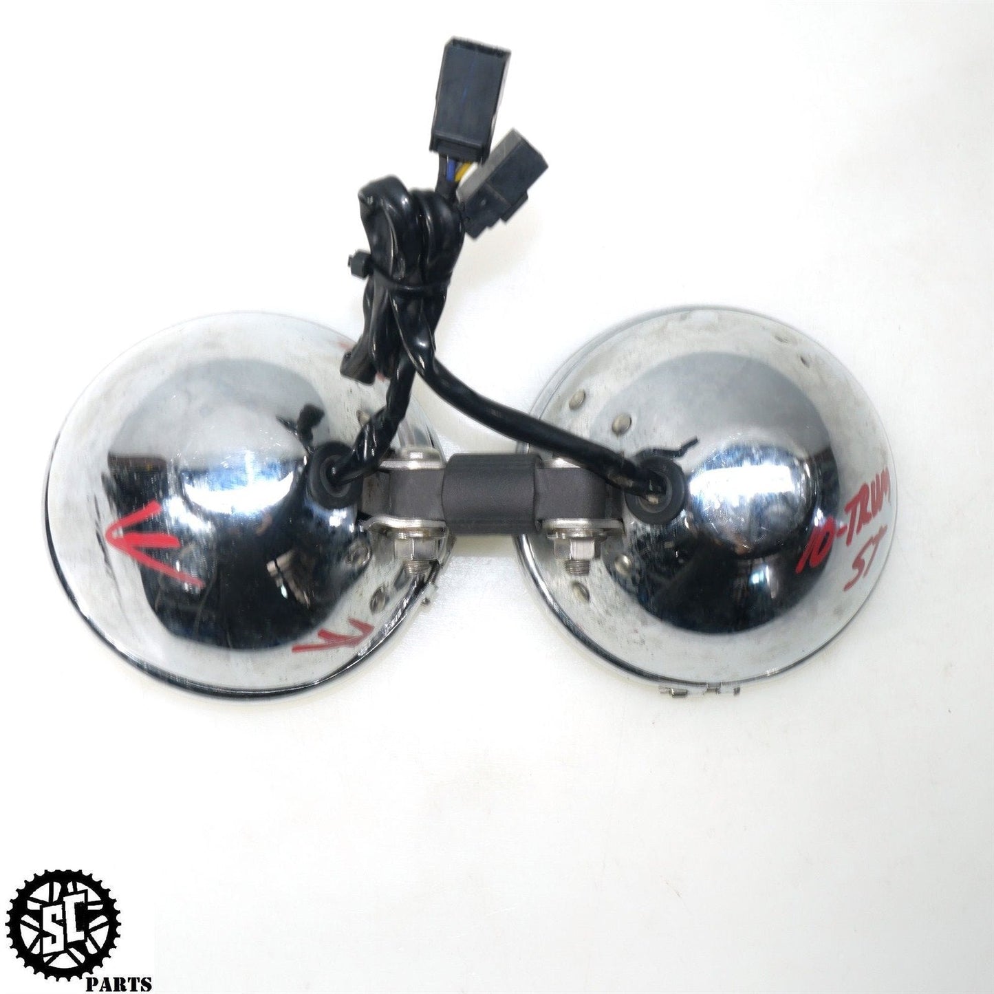 2007-2012 TRIUMPH STREET TRIPLE 675 HEADLIGHT BUCKET LEFT RIGHT BRACKET T40