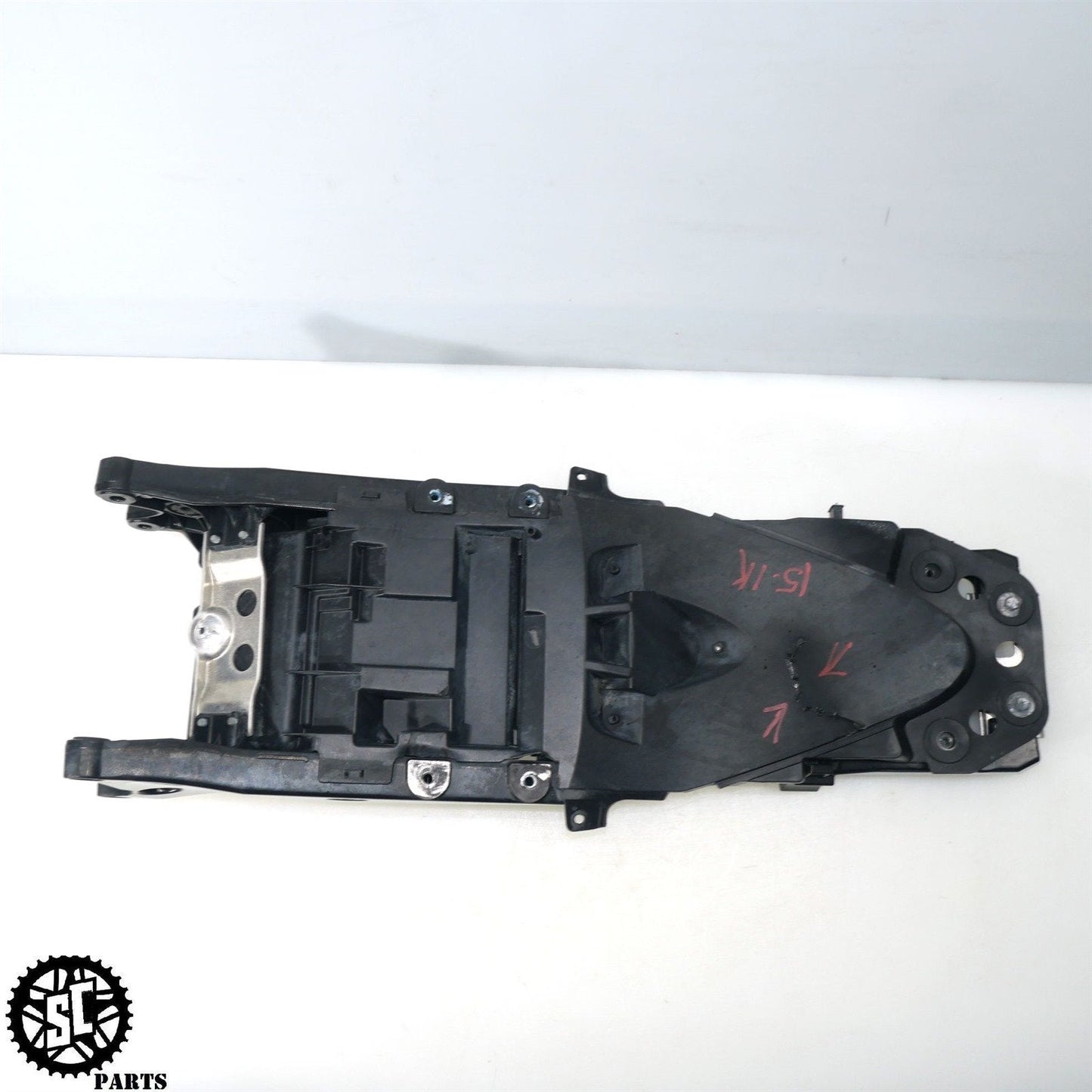 2015 09-16 SUZUKI GSXR1000 REAR SUBFRAME TAIL FRAME S31