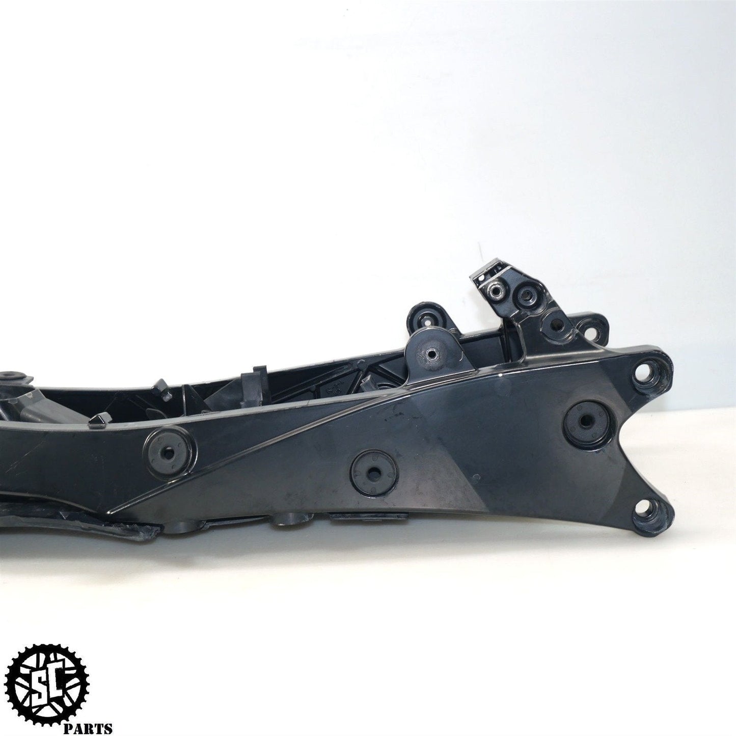 2015 09-16 SUZUKI GSXR1000 REAR SUBFRAME TAIL FRAME S31