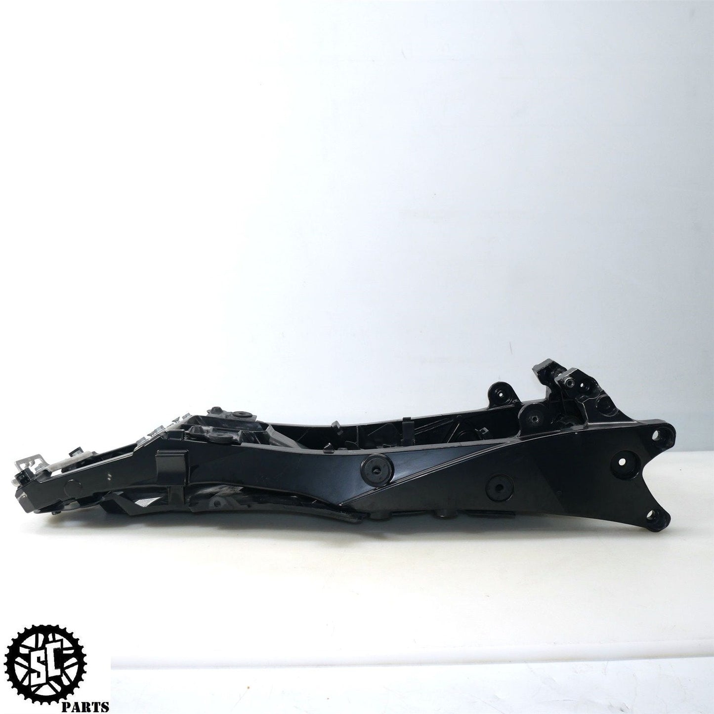 2015 09-16 SUZUKI GSXR1000 REAR SUBFRAME TAIL FRAME S31