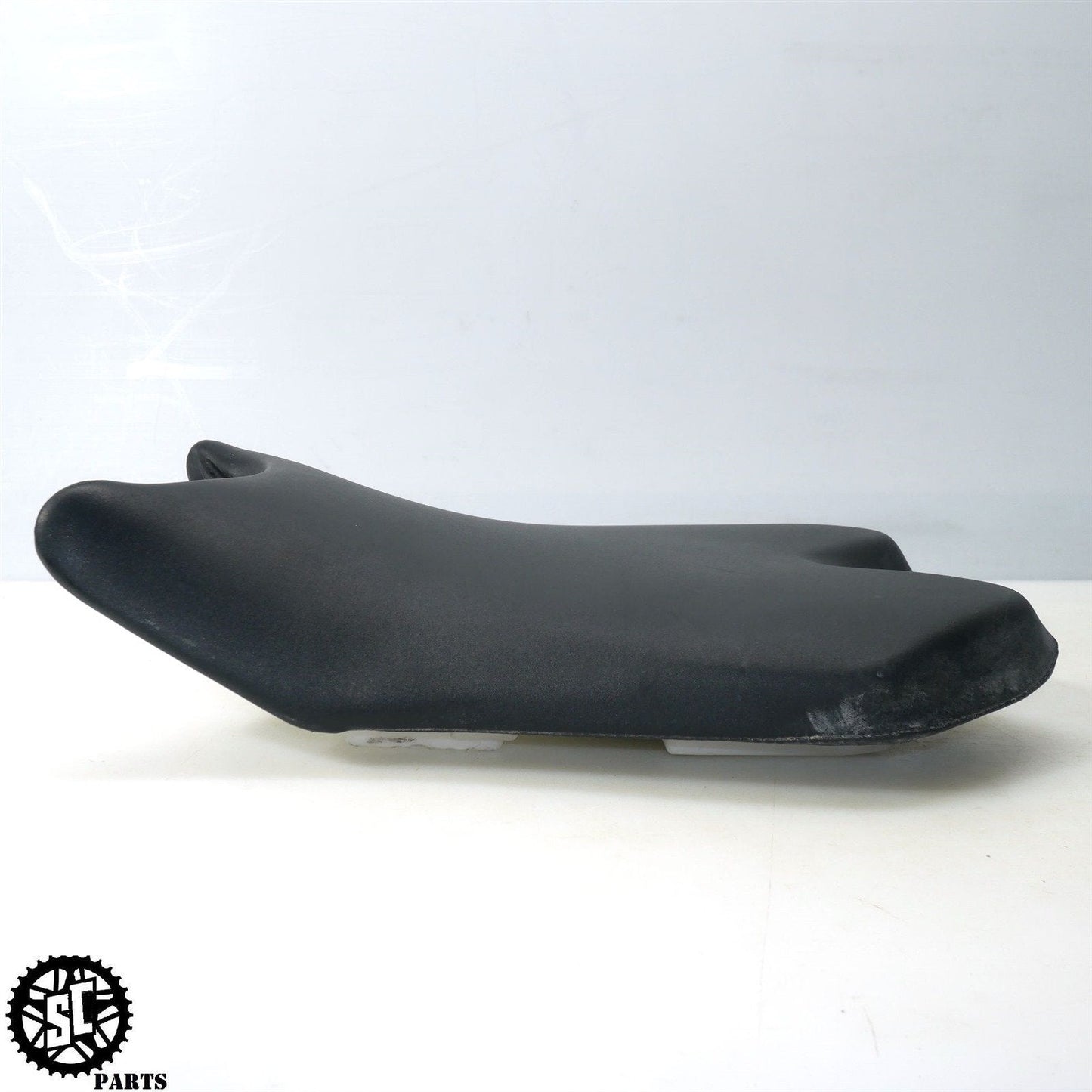 08-16 YAMAHA YZF R6 FRONT SEAT FACTORY Y17