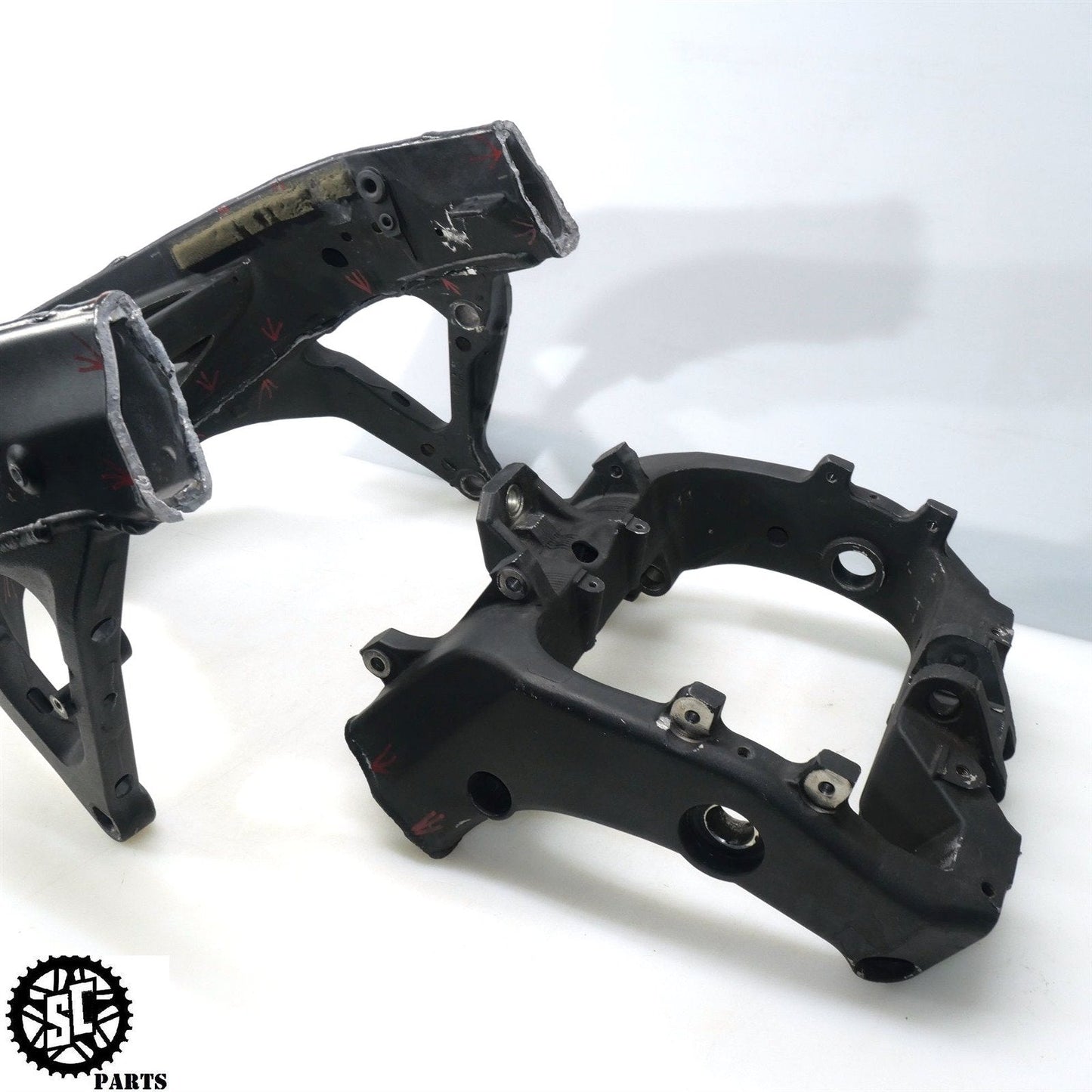 06-16 YAMAHA YZF R6 FRAME CHASSIS *S* Y17