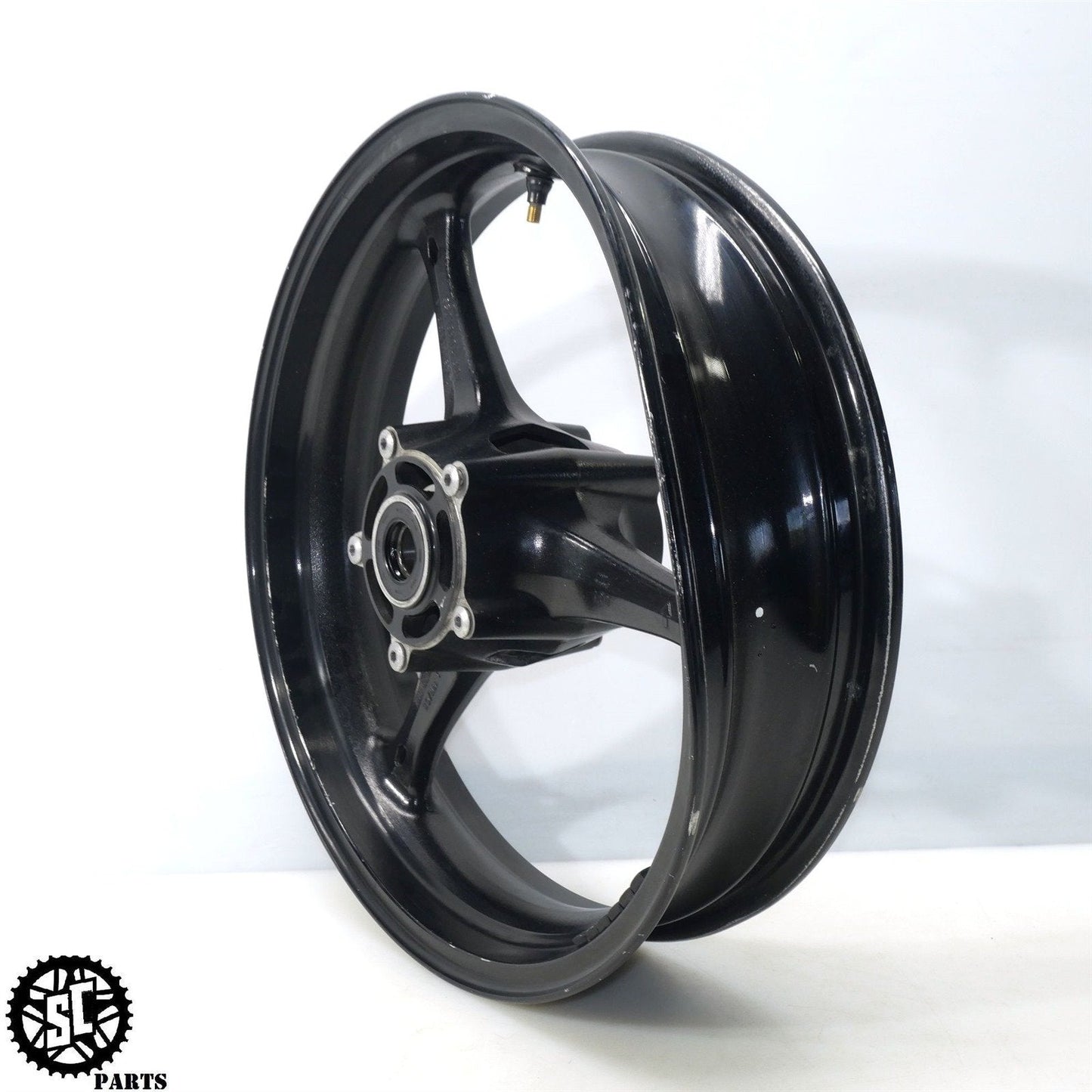 07 08 SUZUKI GSXR1000 FRONT WHEEL RIM SB S69 – SALVAGECYCLEPARTS