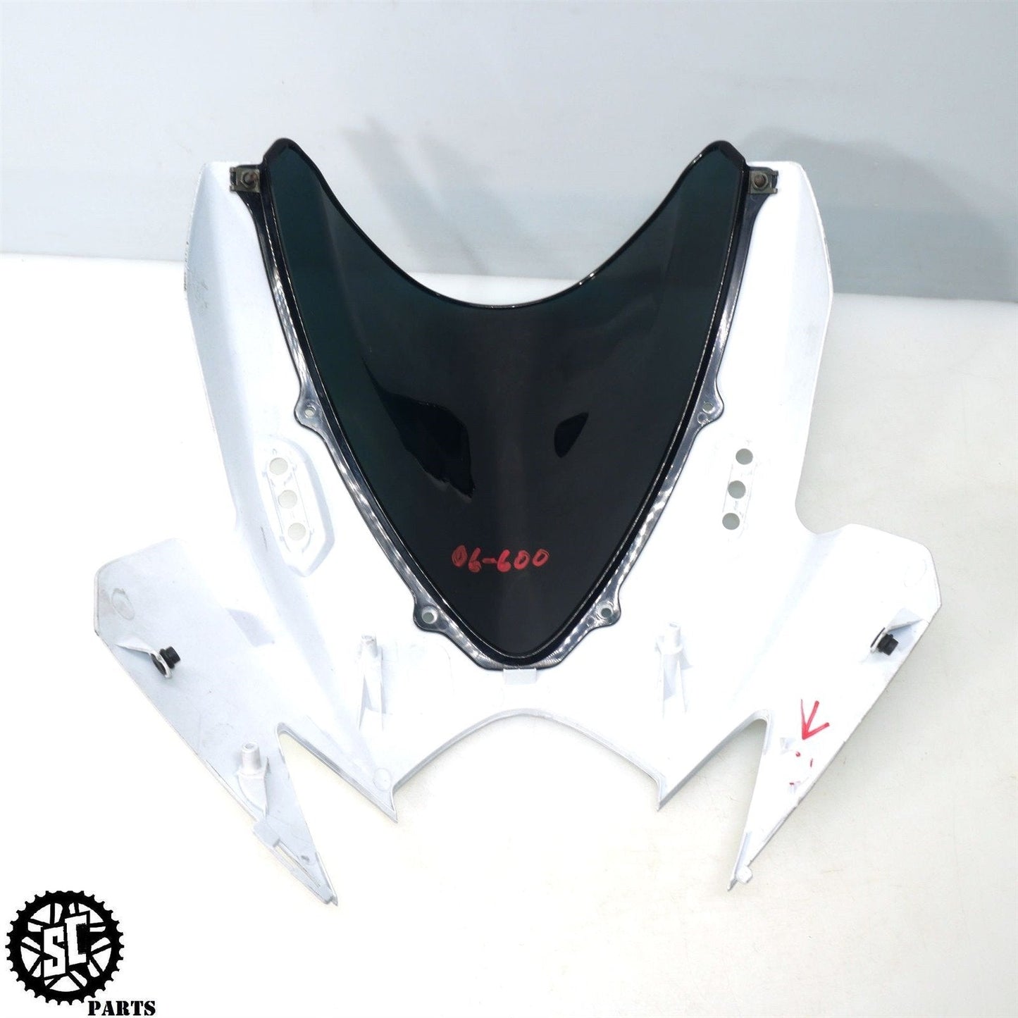 06 07 SUZUKI GSXR 600 750 FRONT UPPER COWL NOSE FAIRING WINDSHIELD S60