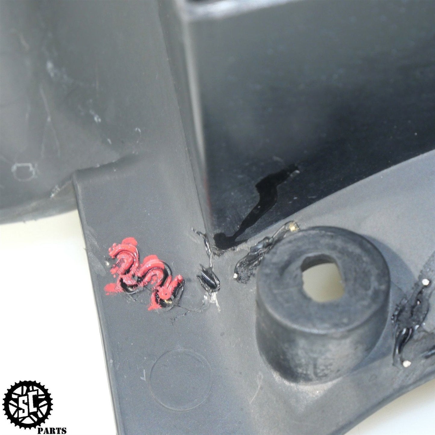 2000 DUCATI 900SS SUPERSPORT REAR FENDER TRAY TURN SIGNAL BLINKER D03