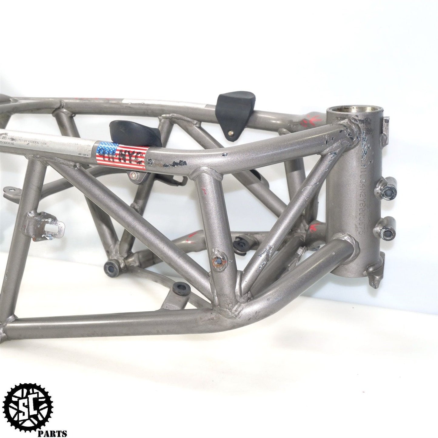 2000 DUCATI 900SS SUPERSPORT FRAME CHASSIS *NR* D03