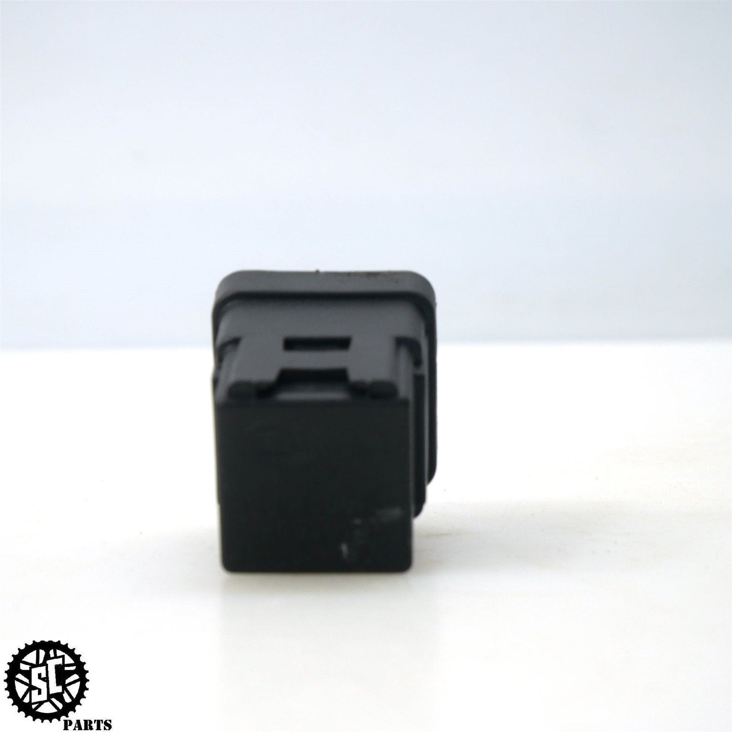 2000 DUCATI 900SS SUPERSPORT HELLA HEADLIGHT RELAY 25530731 D03