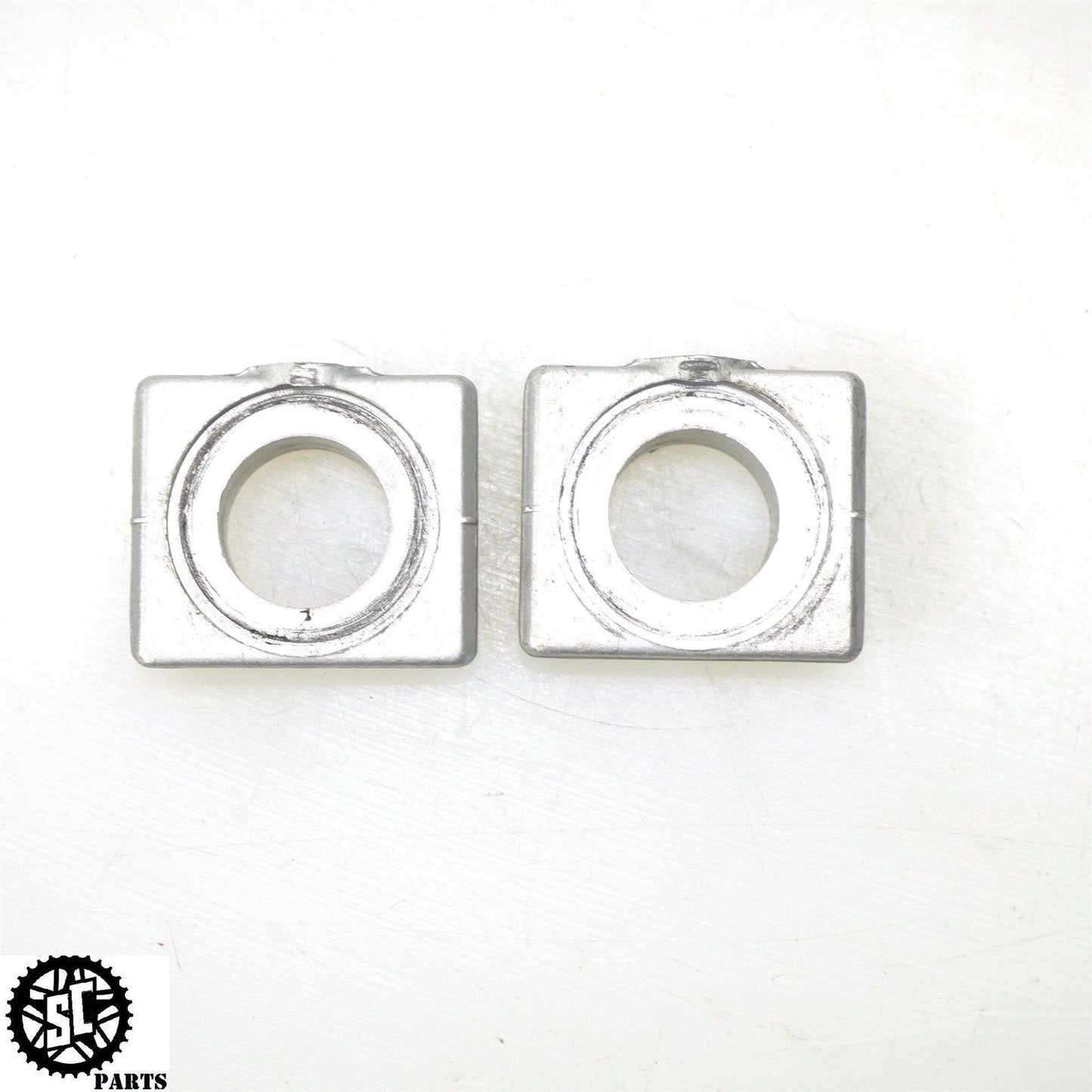 2000 DUCATI 900SS SUPERSPORT SWINGARM CHAIN ADJUSTER AXLE BLOCKS D03