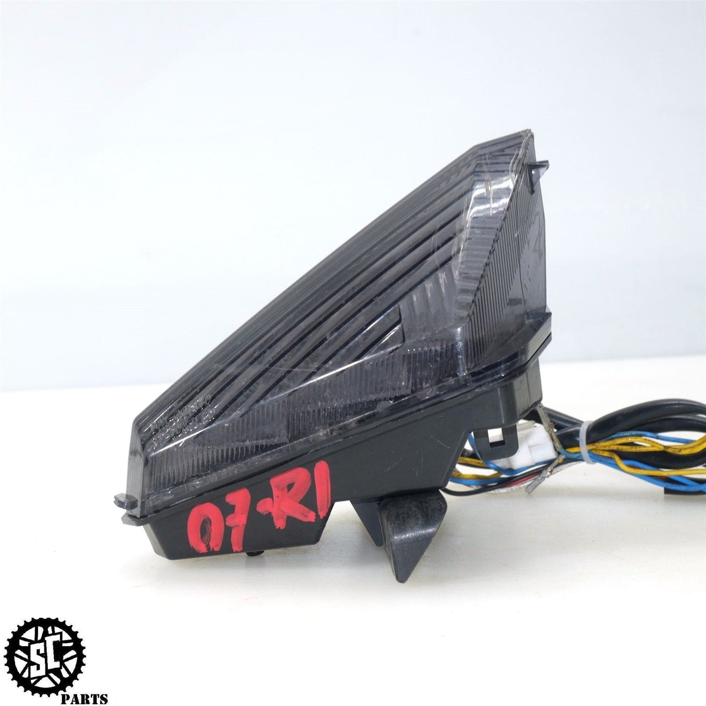 07-08 YAMAHA YZF R1 INTEGRATED TAIL BRAKE LIGHT SMOKE Y28