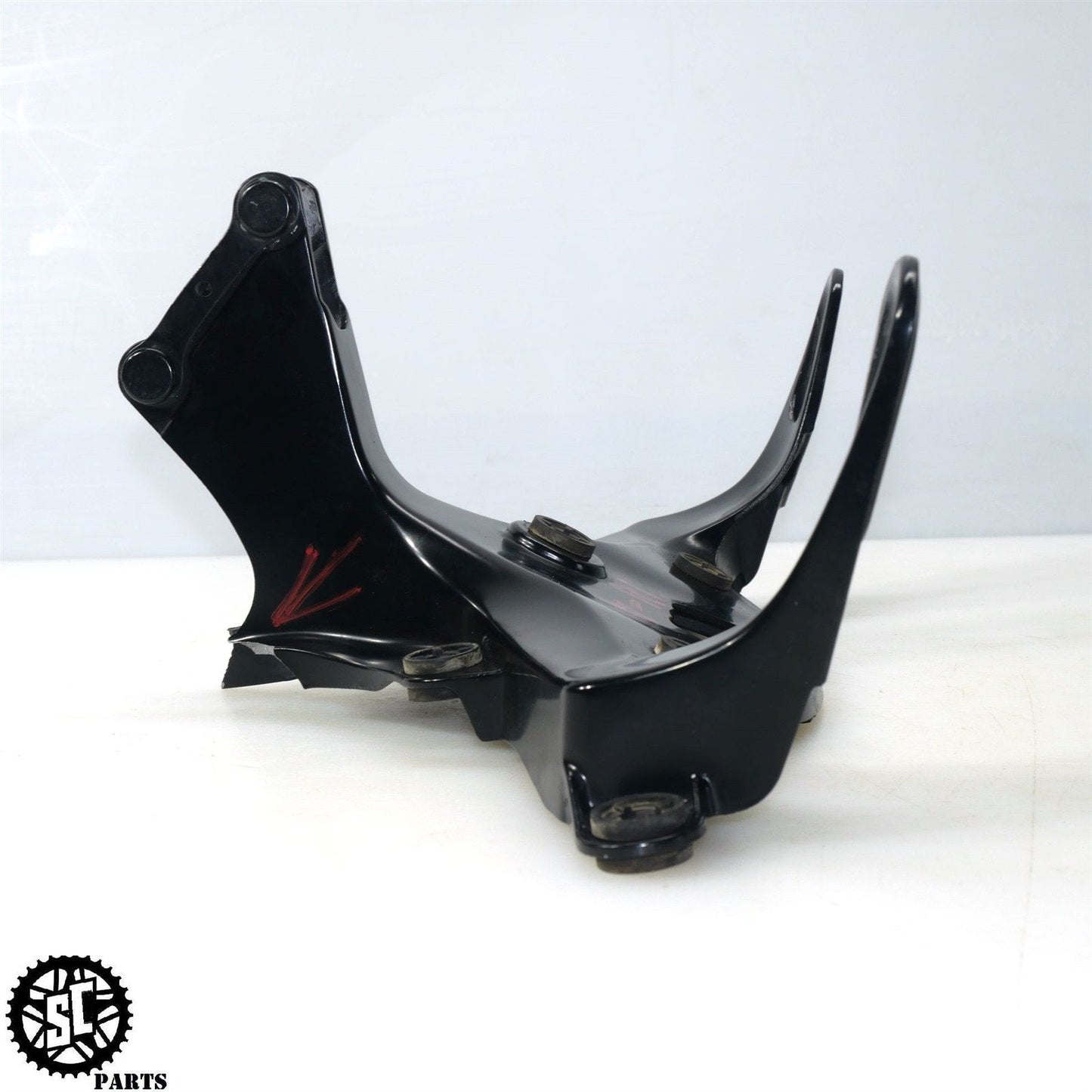 07-08 YAMAHA YZF R1 UPPER FAIRING STAY BRACKET Y28