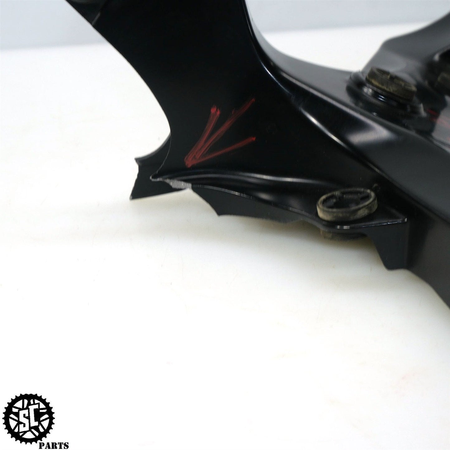 07-08 YAMAHA YZF R1 UPPER FAIRING STAY BRACKET Y28