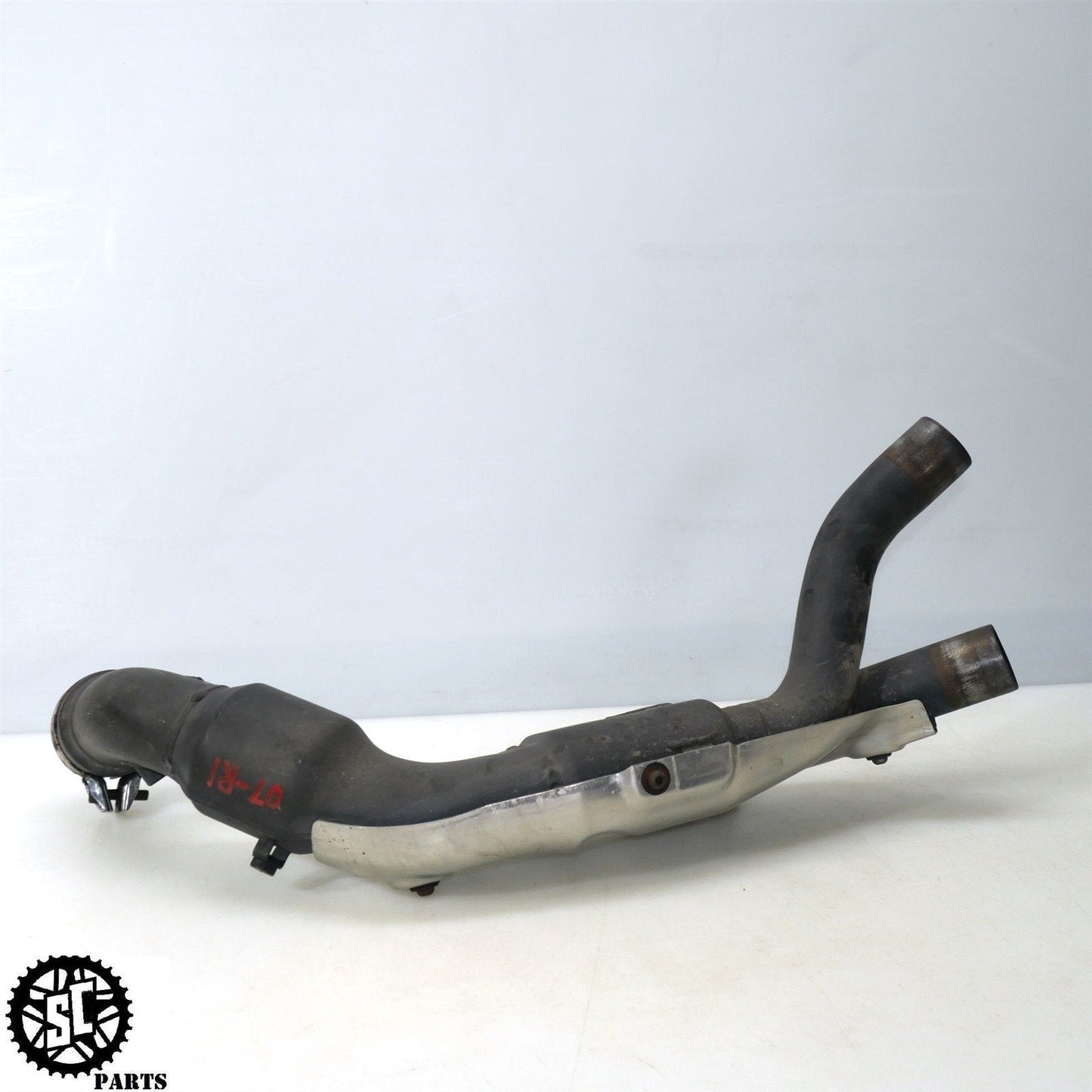 07-08 YAMAHA YZF R1 EXHAUST MID Y PIPE Y28