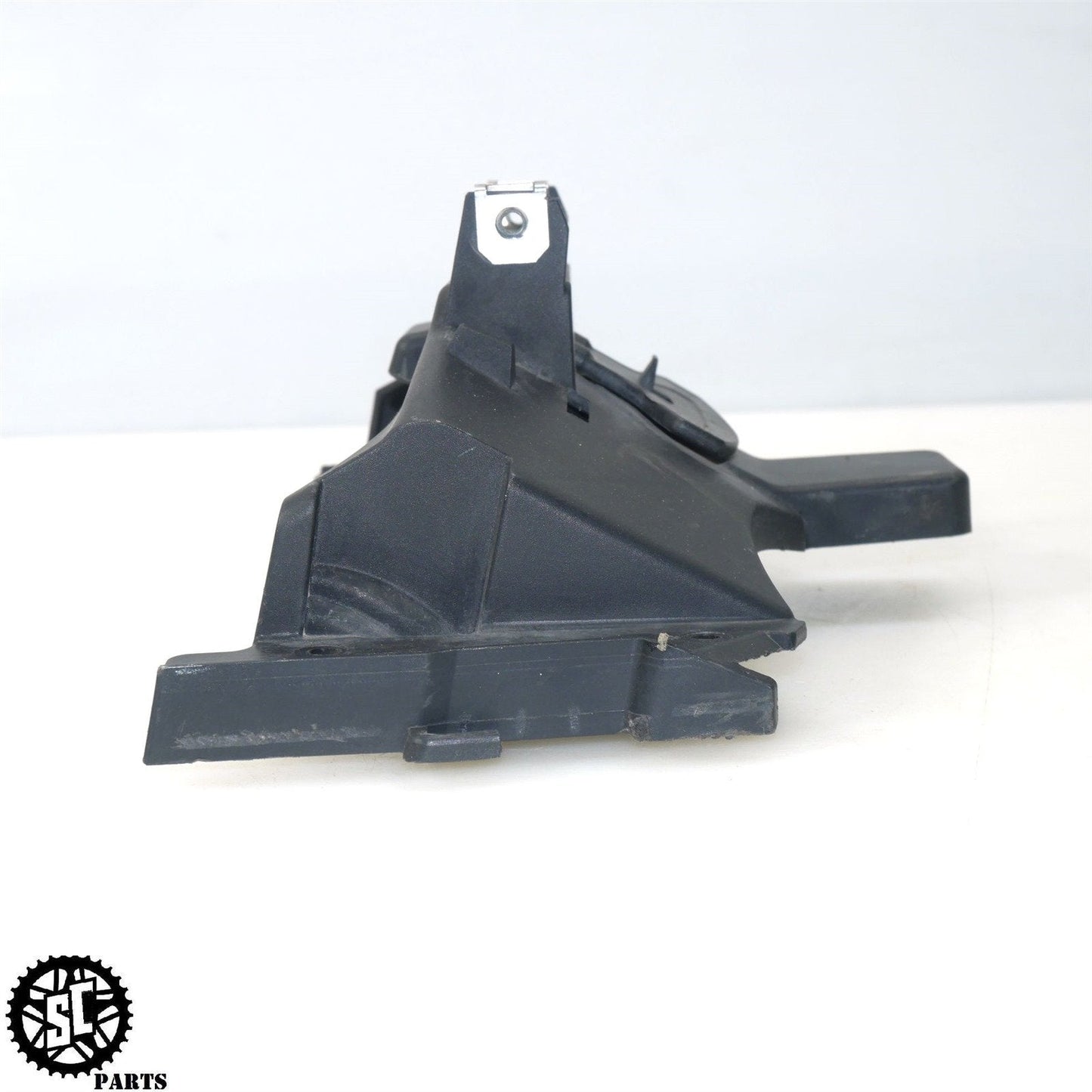 06-12 BMW F800ST SEAT MOUNT BRACKET B18