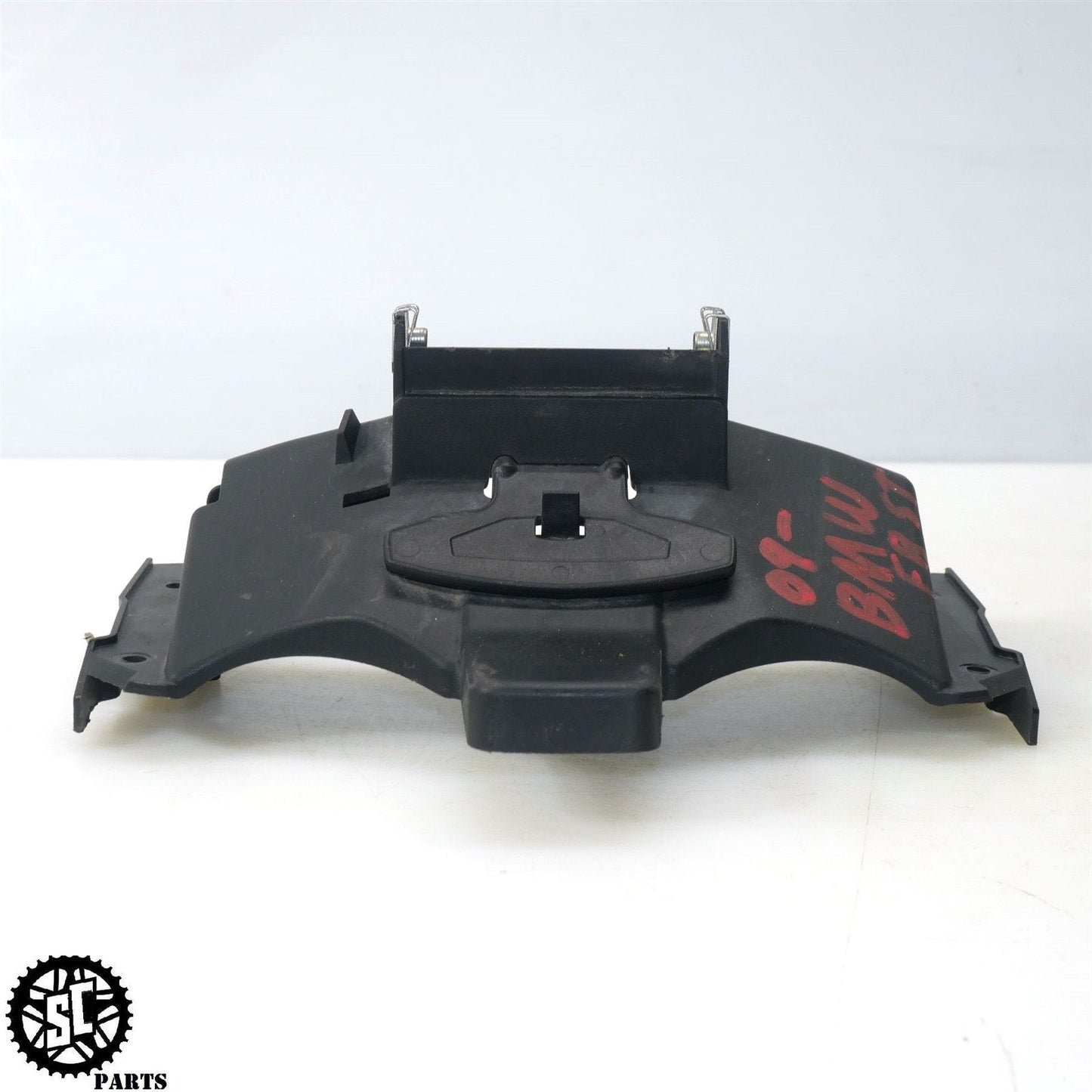 06-12 BMW F800ST SEAT MOUNT BRACKET B18