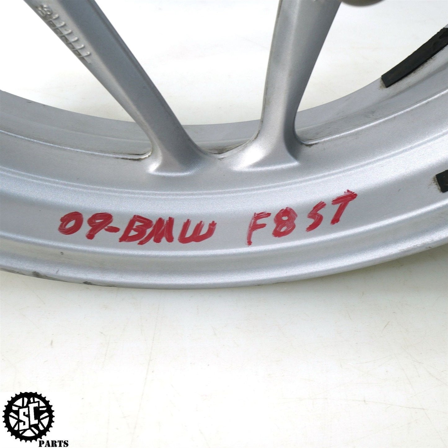 06-12 BMW F800ST FRONT WHEEL SB B18