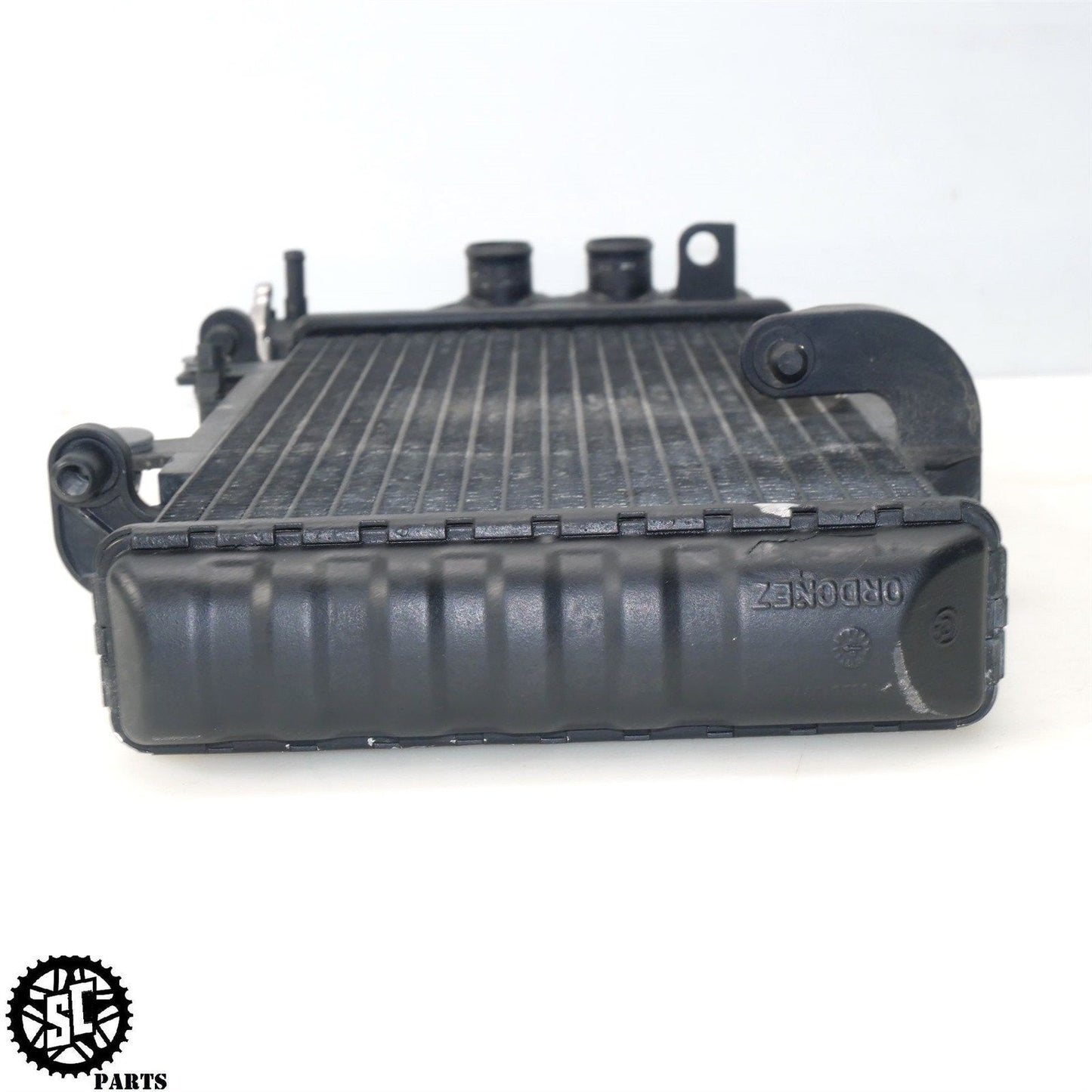 06-12 BMW F800ST RADIATOR B18