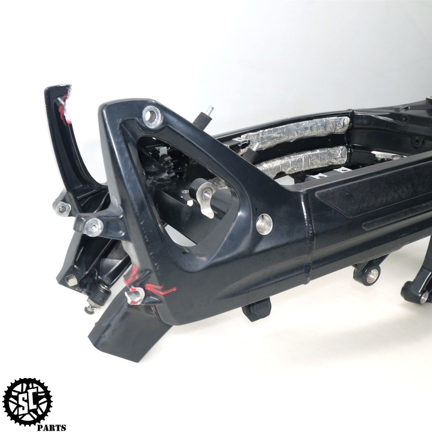 06-12 BMW F800ST FRAME CHASSIS *S* B18