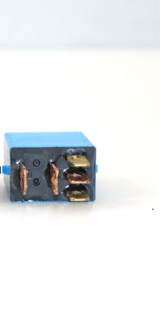 09-12 TRIUMPH STREET TRIPLE 675 RELAY SWITCH OMRON T45