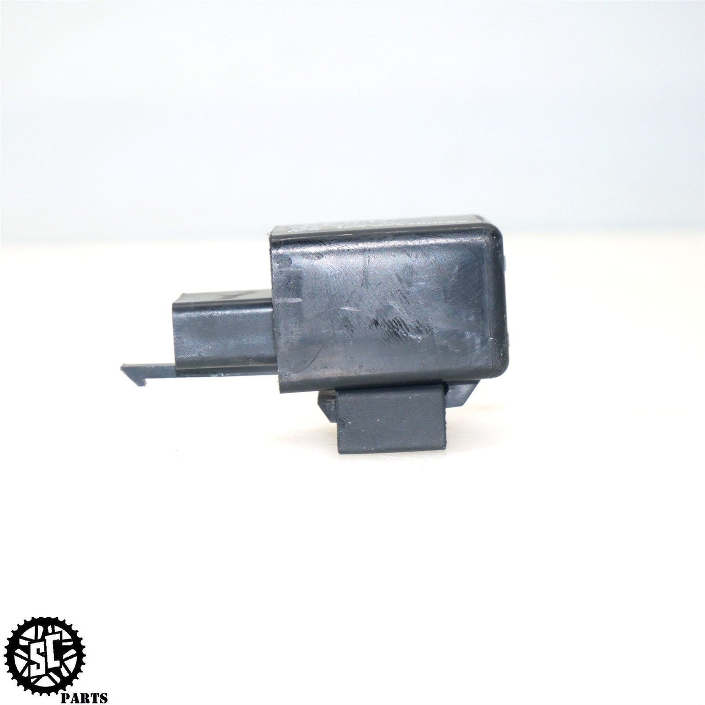 09-12 TRIUMPH STREET TRIPLE 675 TURN SIGNAL FLASHER RELAY SWITCH T45