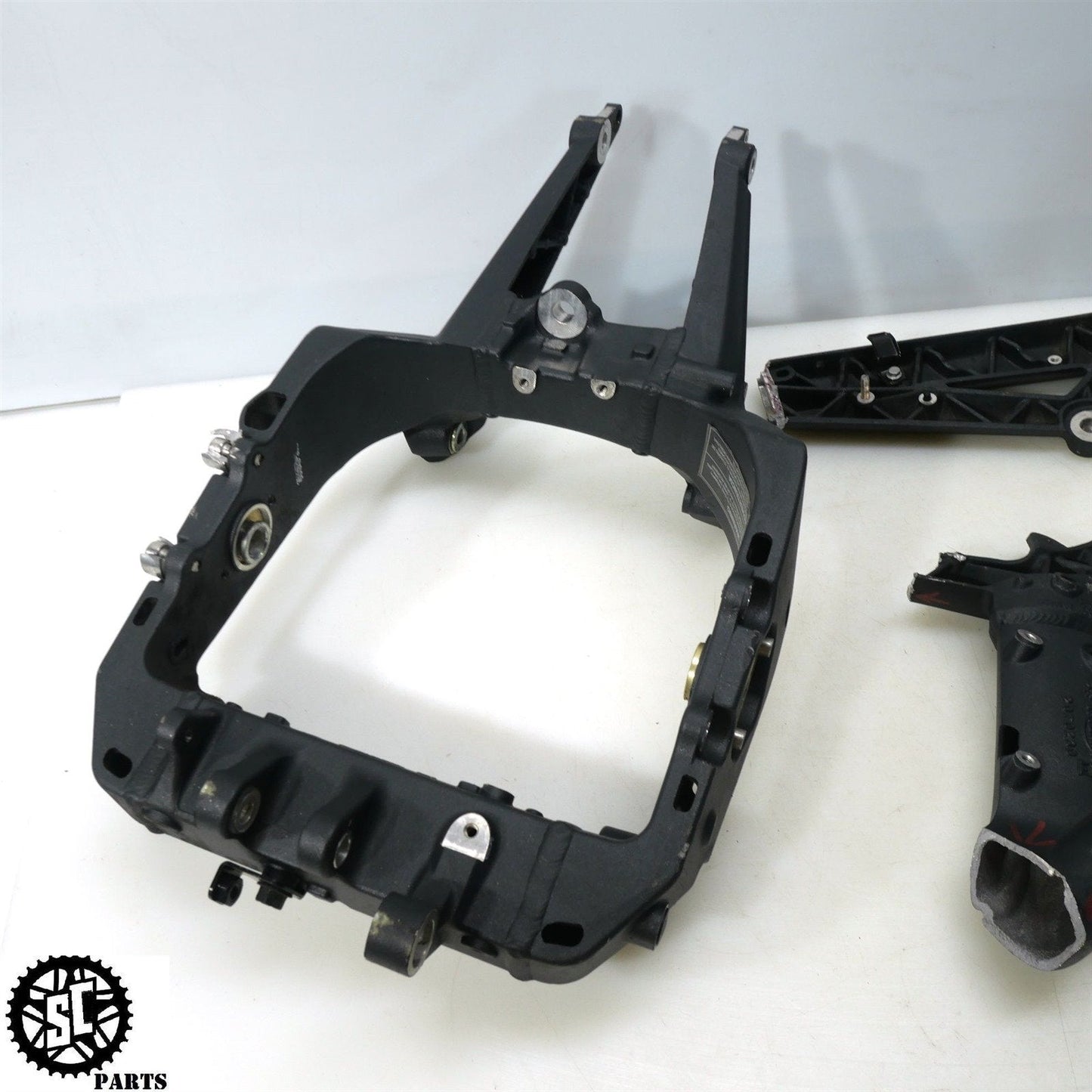 09-12 TRIUMPH STREET TRIPLE 675 FRAME CHASSIS *S* T45