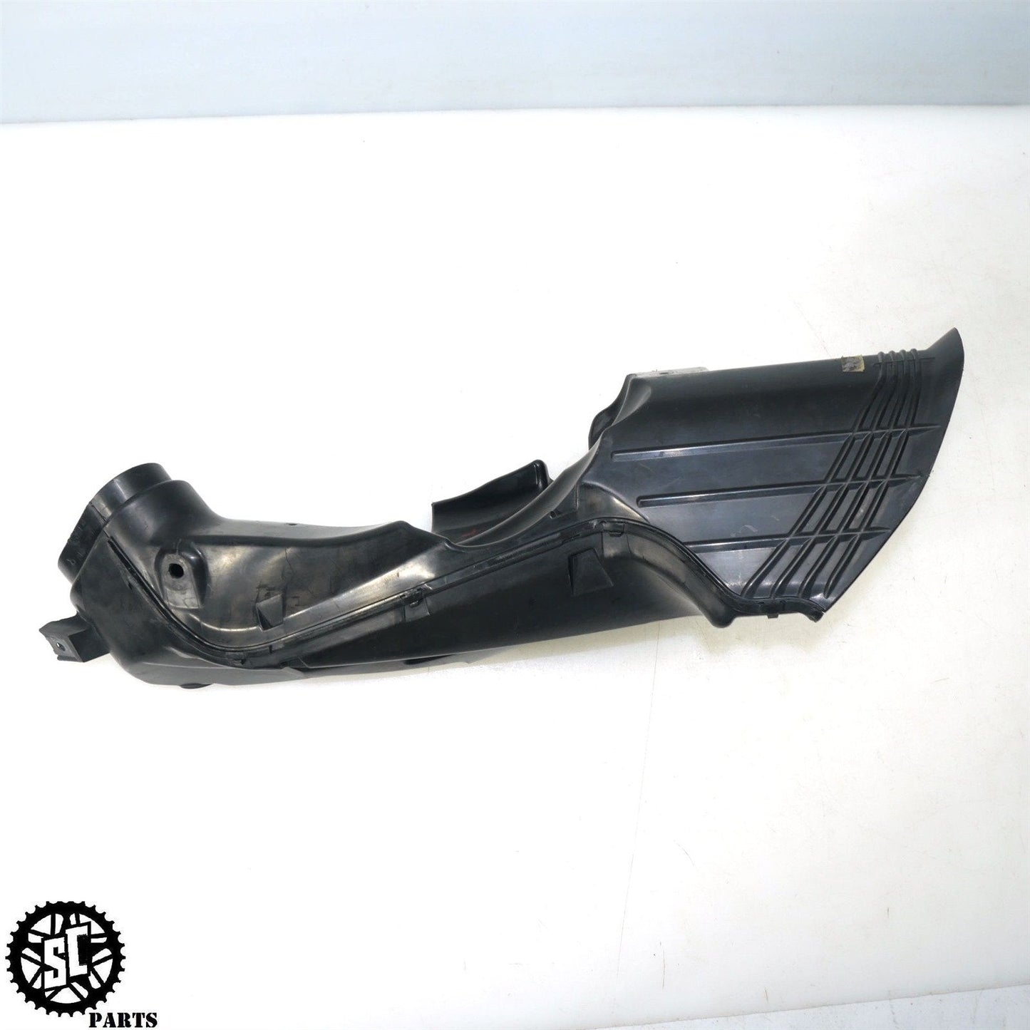 06 07 SUZUKI GSXR 600 RIGHT AIR TUBE INTAKE DUCT S32