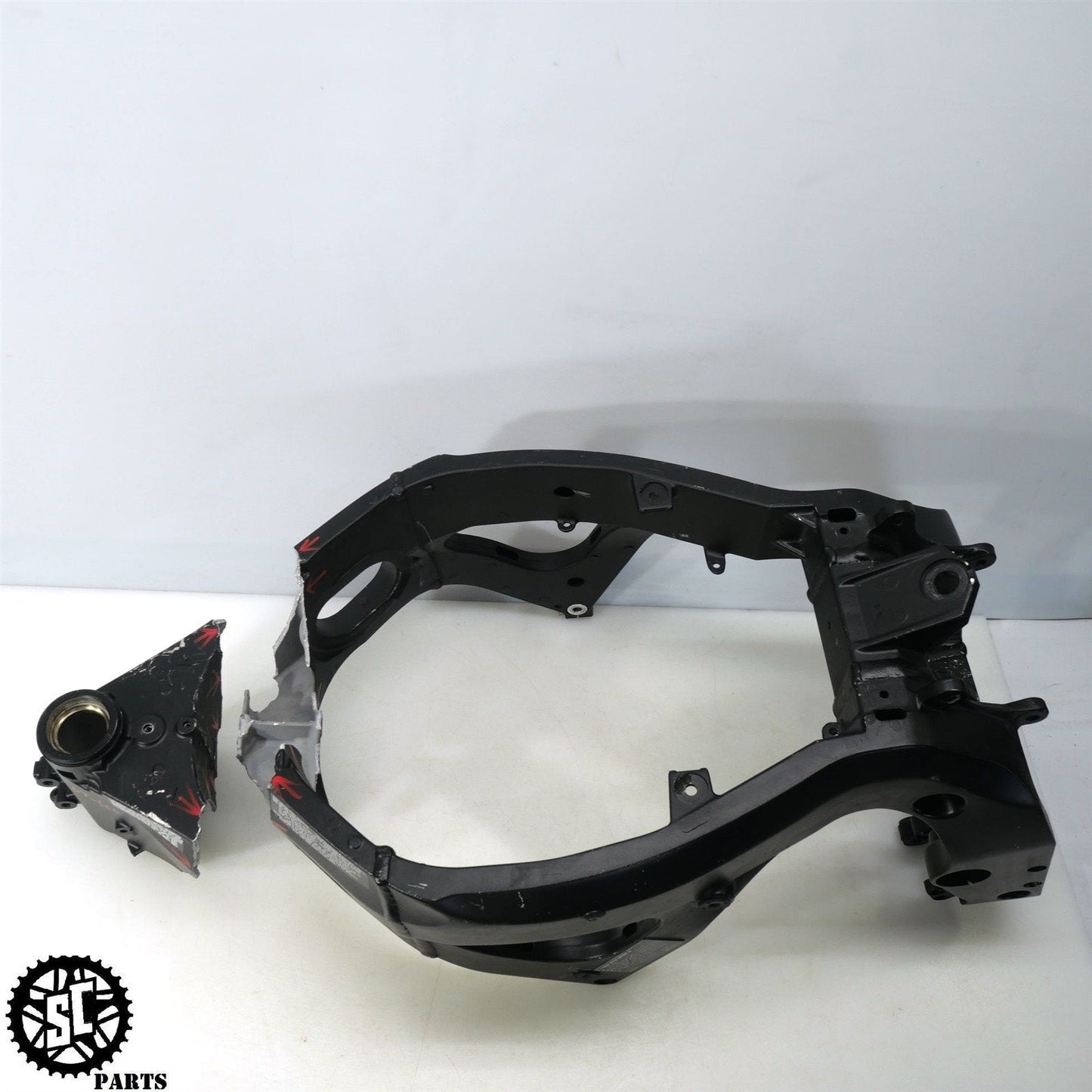 06 07 SUZUKI GSXR 600 FRAME CHASSIS *C* S32