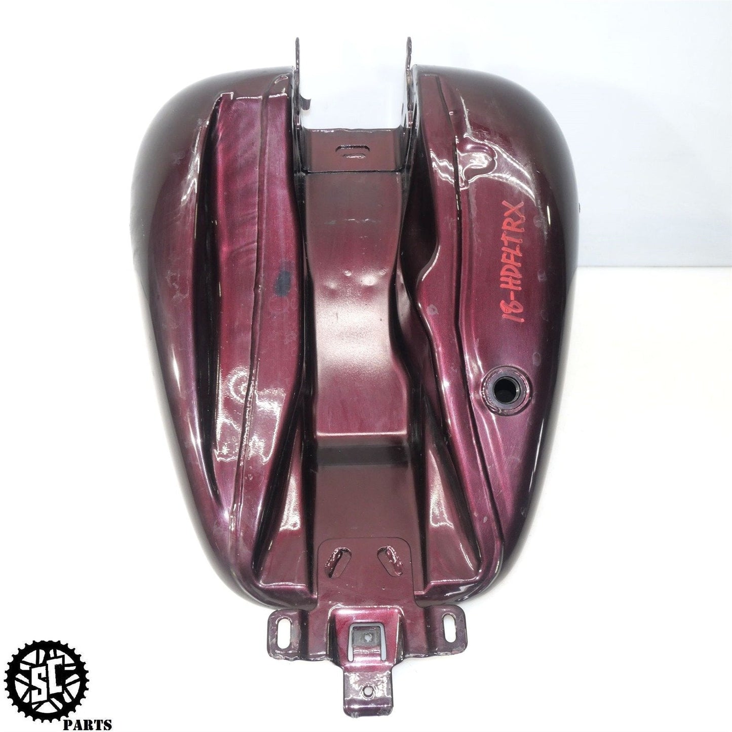 09-21 2018 HARLEY TOURING ROAD GLIDE FUEL GAS TANK TWISTED CHERRY HD08