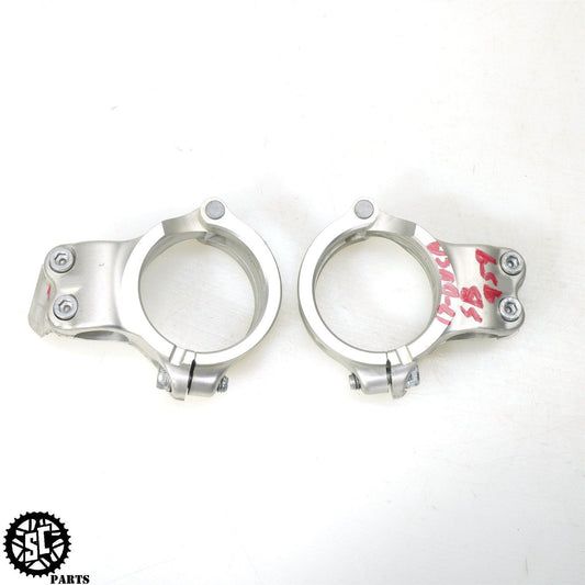 16-19 DUCATI PANIGALE 899 959 1199 1299 LEFT RIGHT CLIP ON BRACKET D02