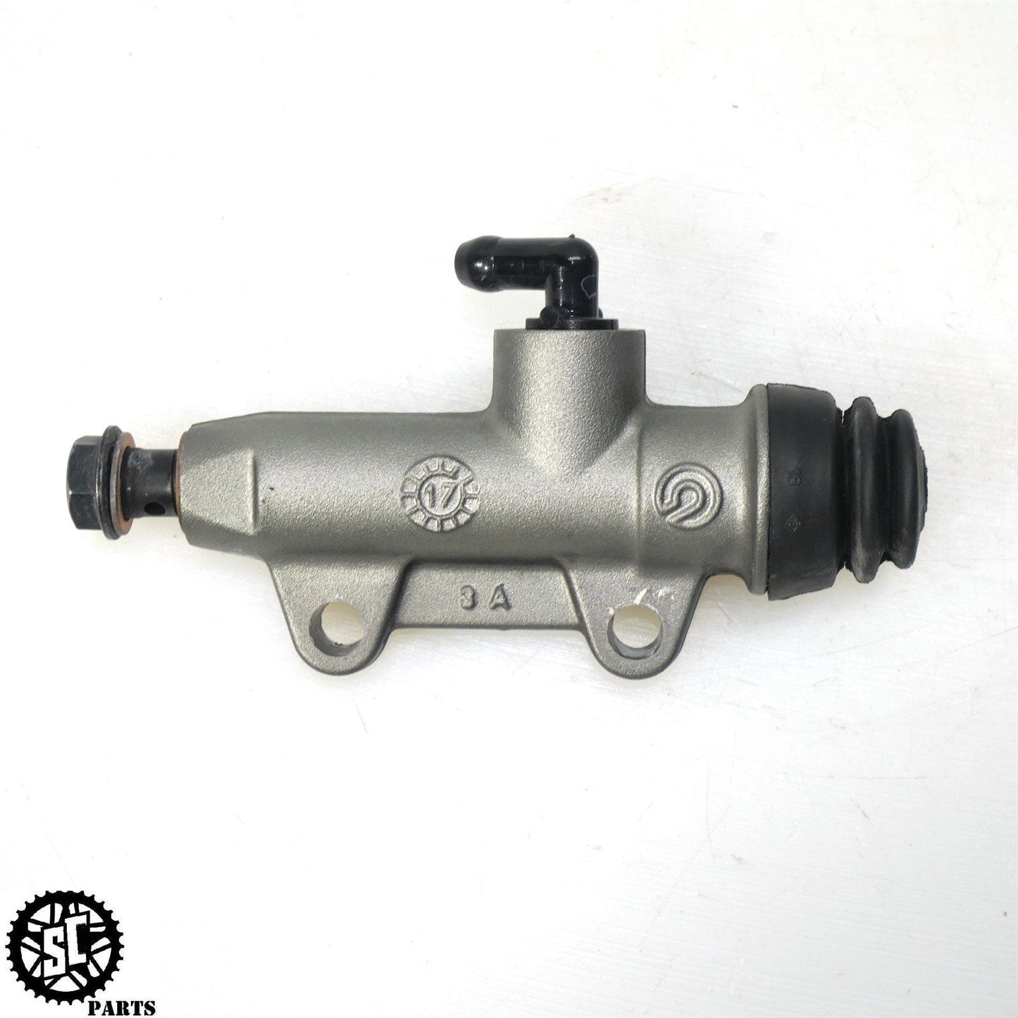 16-19 DUCATI PANIGALE 899 959 1199 1299 REAR BRAKE MASTER CYLINDER D02