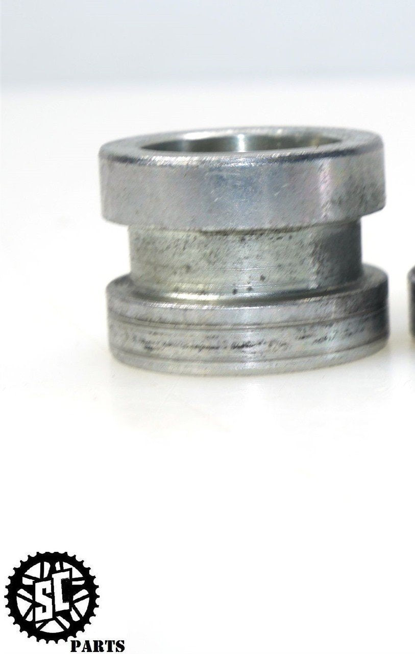 16-19 DUCATI PANIGALE 899 959 FRONT WHEEL AXLE SPACER D02