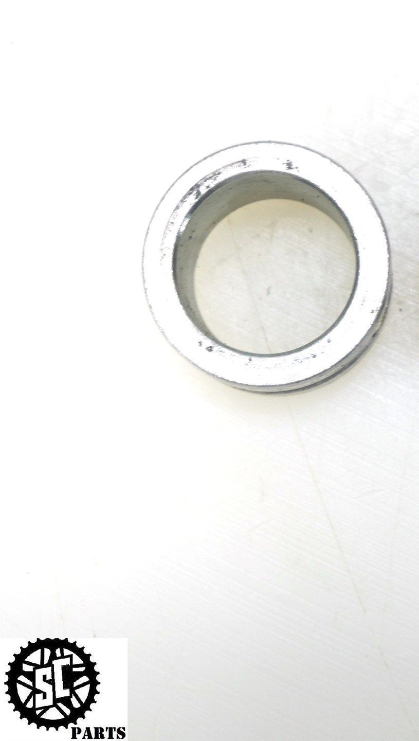 16-19 DUCATI PANIGALE 899 959 FRONT WHEEL AXLE SPACER D02