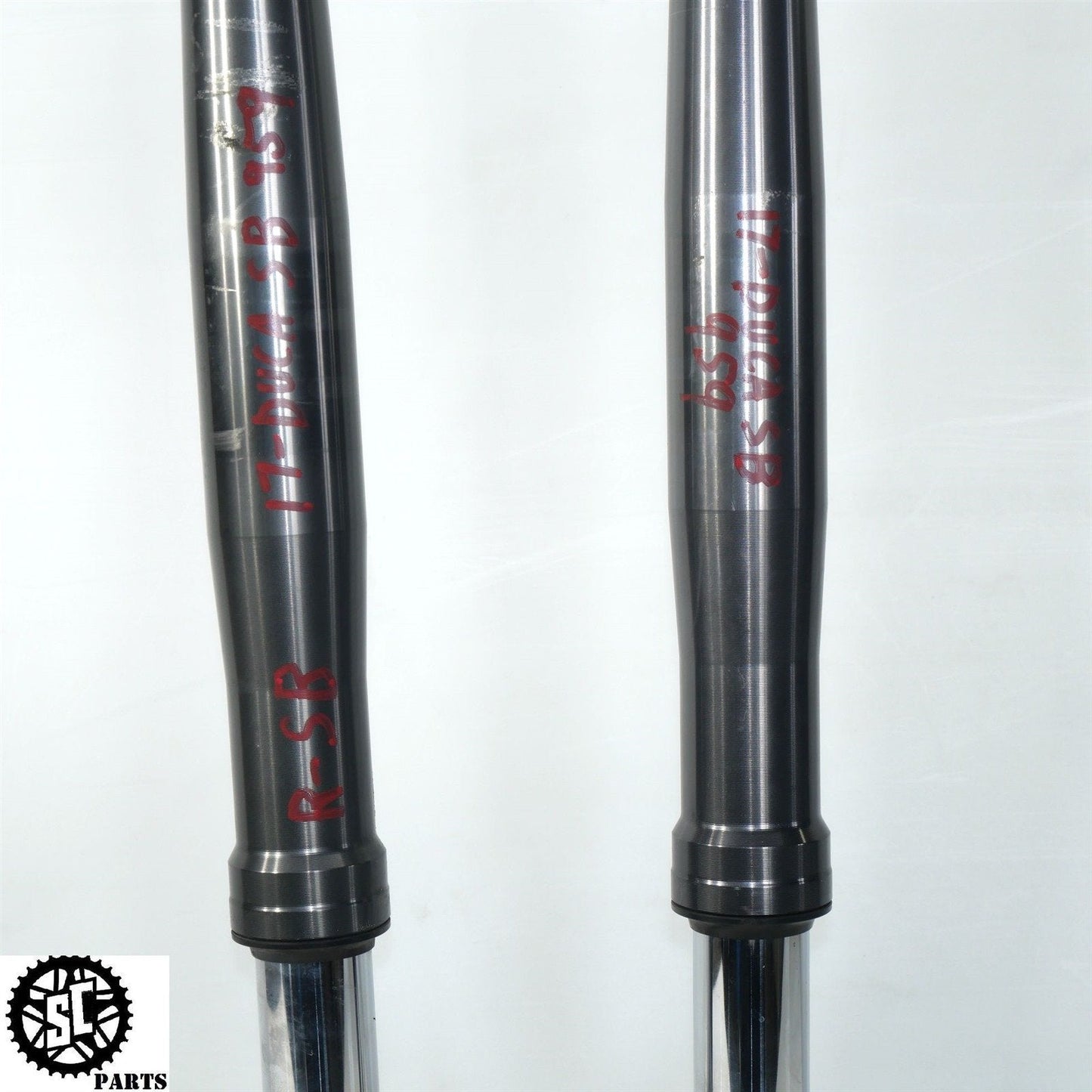 16-19 DUCATI PANIGALE 959 FRONT FORK TUBE LEG SB D02