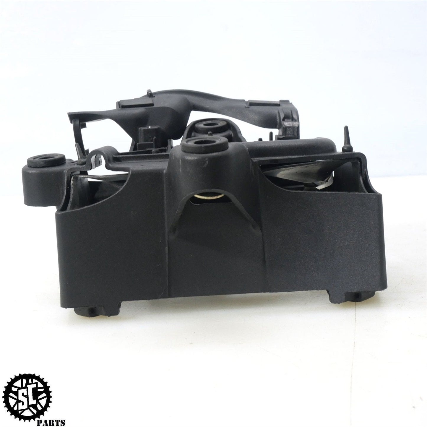 16-19 DUCATI PANIGALE 899 959 1199 1299 BATTERY BOX TRAY D02