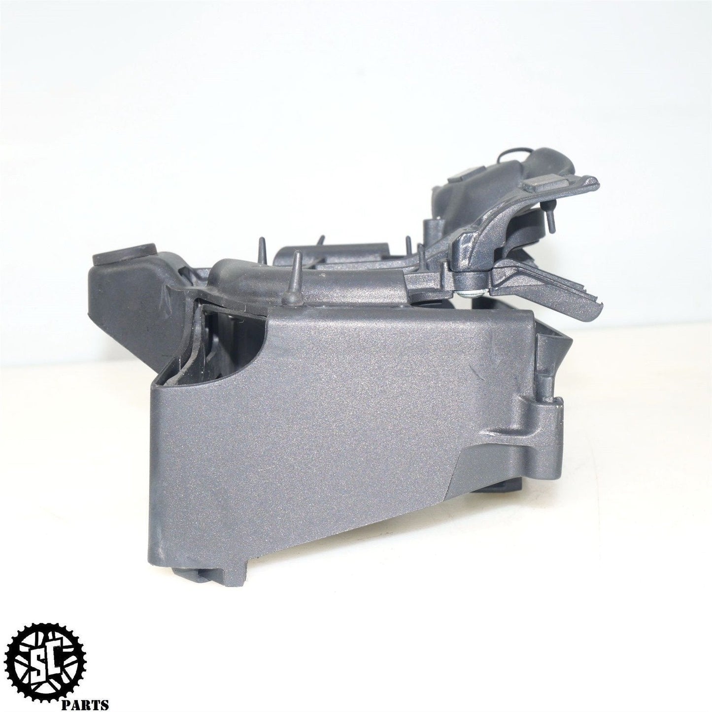 16-19 DUCATI PANIGALE 899 959 1199 1299 BATTERY BOX TRAY D02