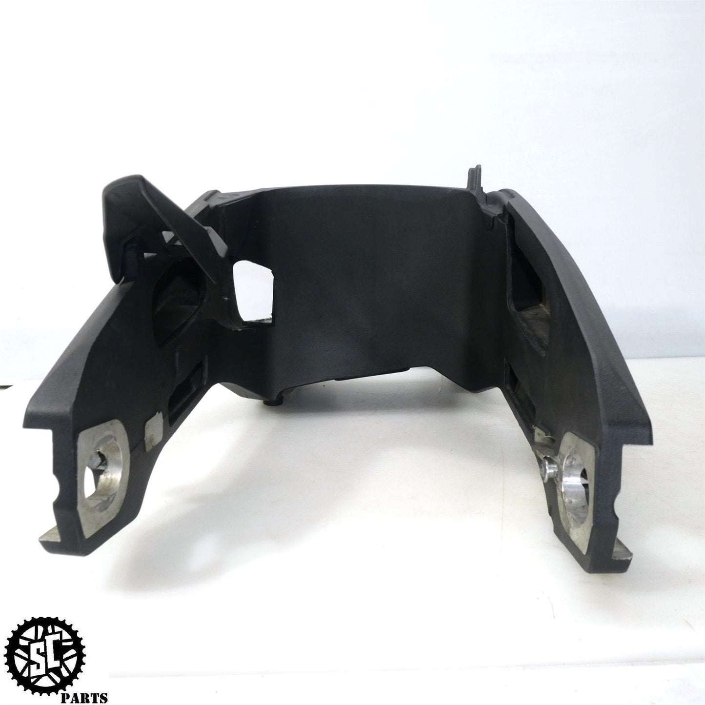 16-19 DUCATI PANIGALE 959 SWINGARM D02