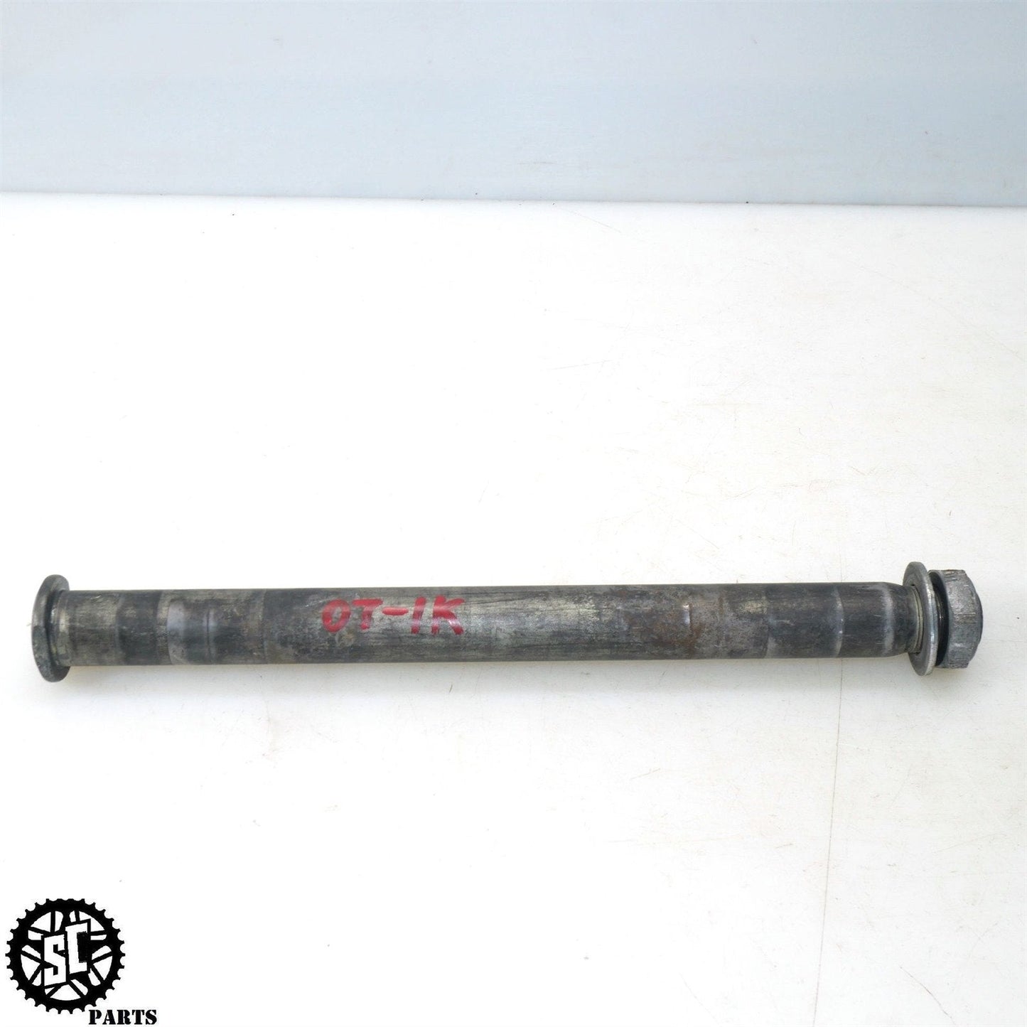 07 08 SUZUKI GSXR1000 REAR AXLE SHAFT BOLT S57