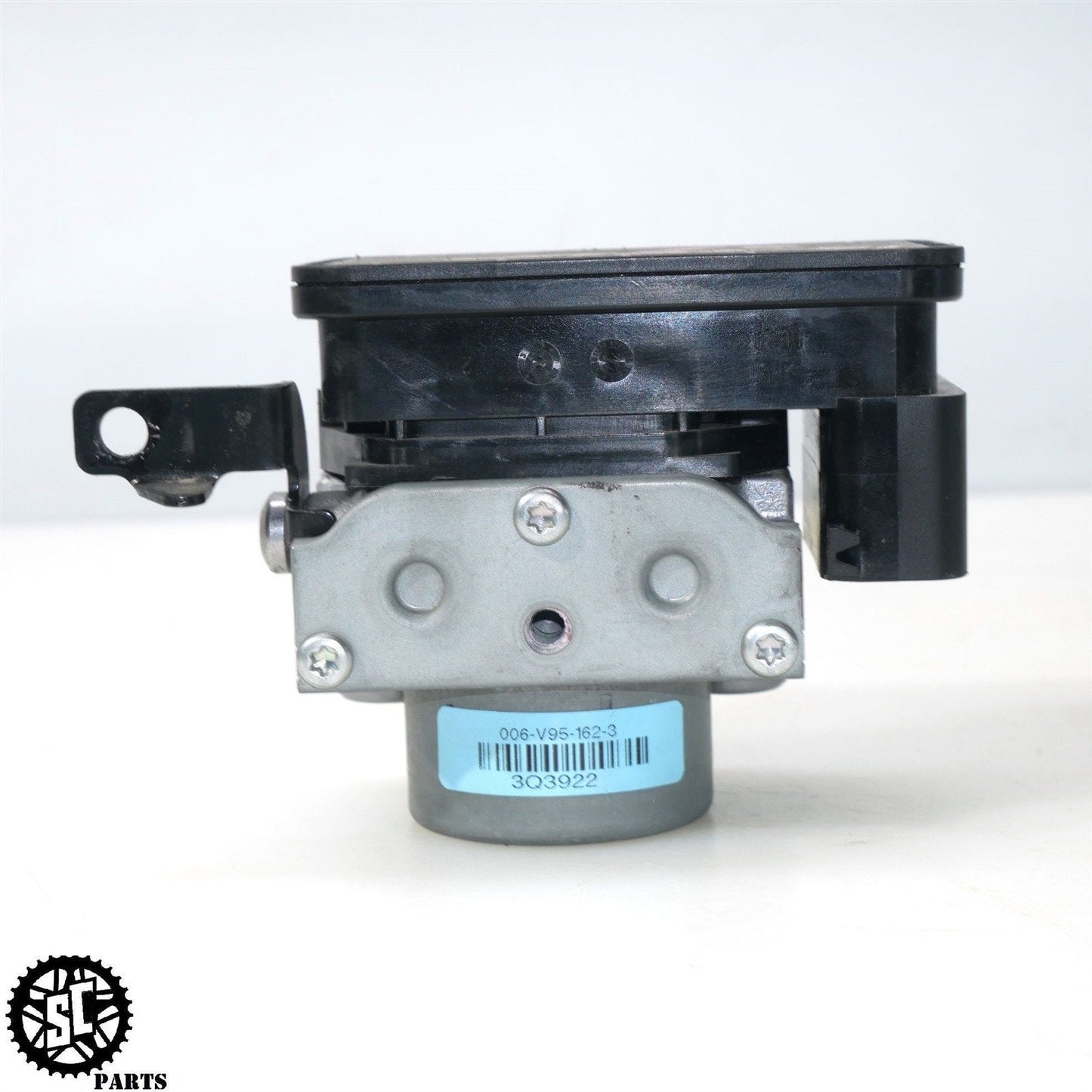 2015 TRIUMPH STREET TRIPLE 675 ABS BRAKE PUMP MODULE T18