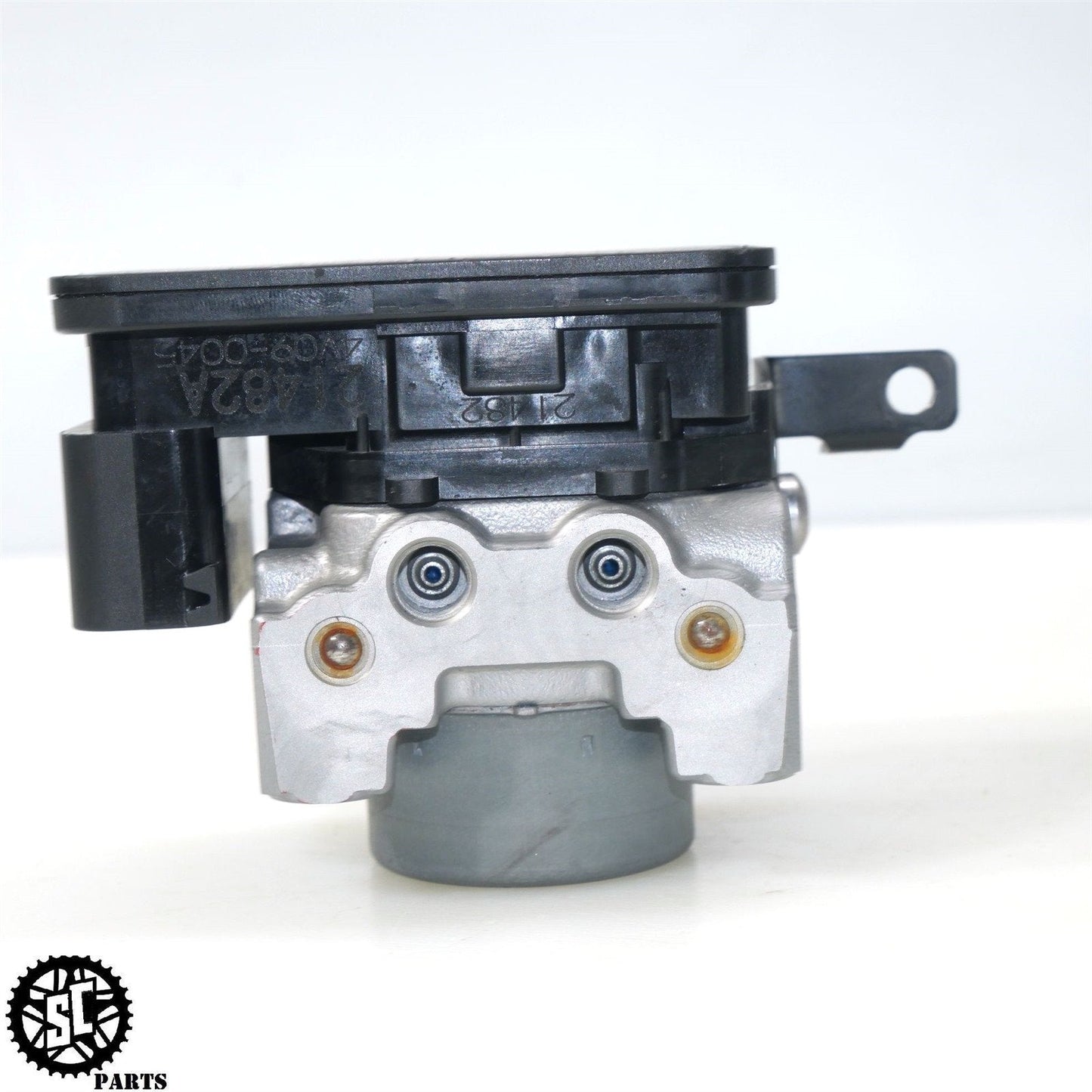 2015 TRIUMPH STREET TRIPLE 675 ABS BRAKE PUMP MODULE T18