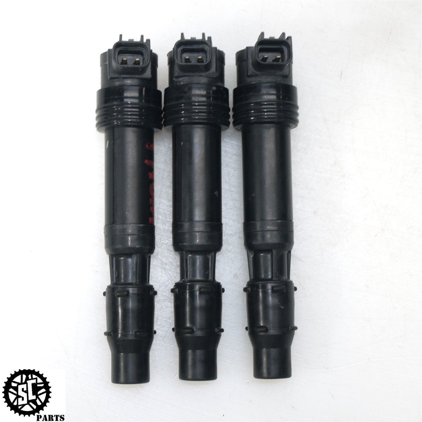 2015 TRIUMPH STREET TRIPLE 675 IGNITION COIL SPARK PLUG CAP T18