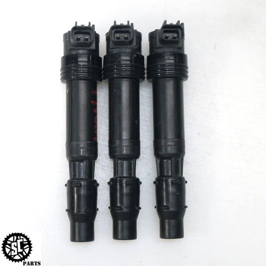 2015 TRIUMPH STREET TRIPLE 675 IGNITION COIL SPARK PLUG CAP T18