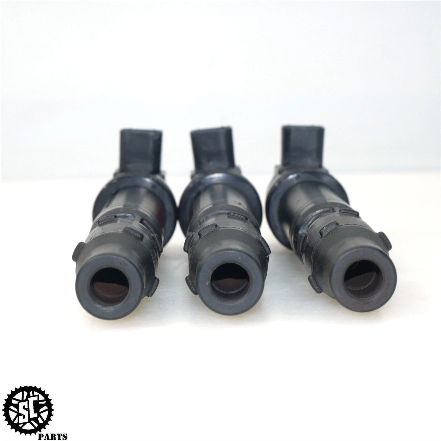 2015 TRIUMPH STREET TRIPLE 675 IGNITION COIL SPARK PLUG CAP T18