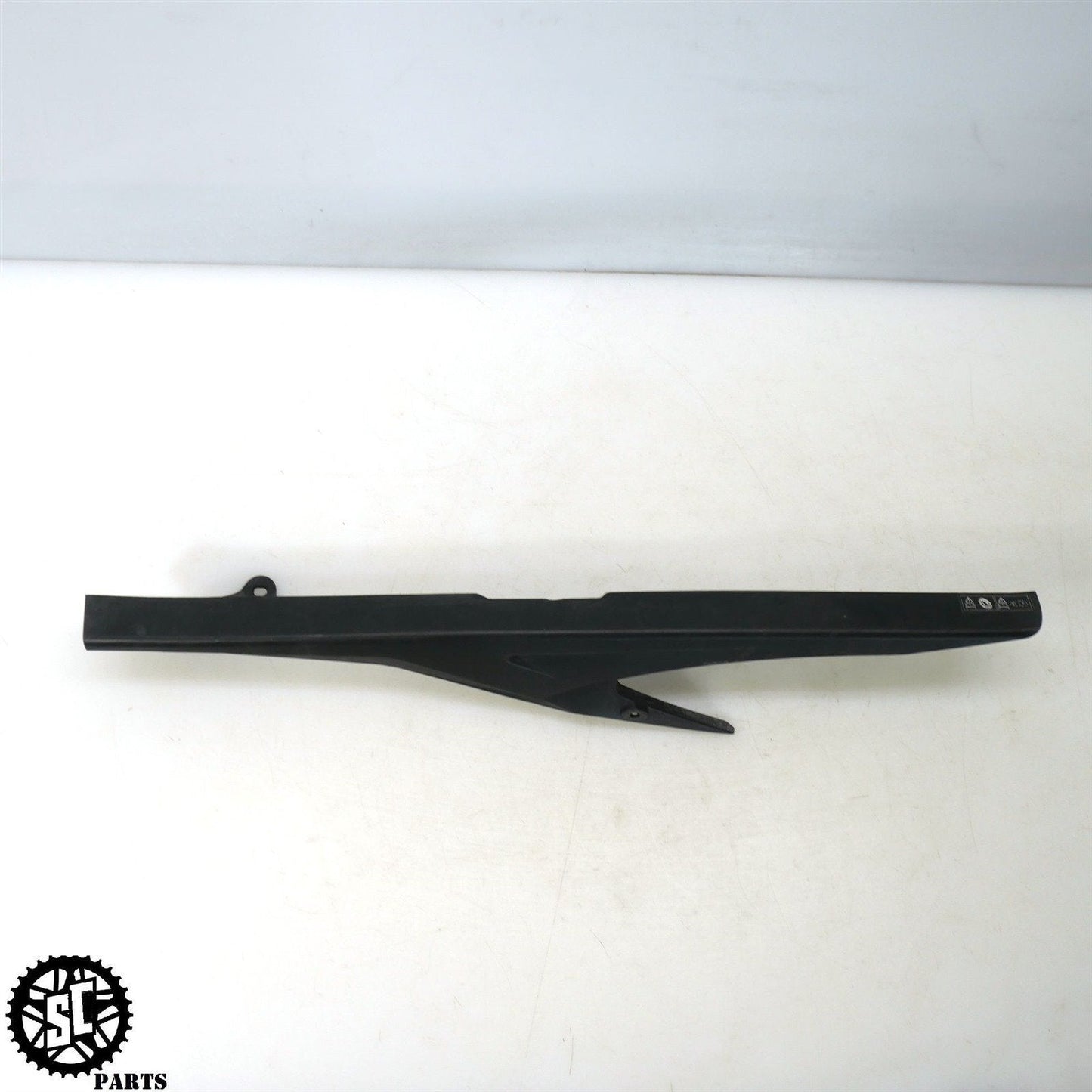 2015 TRIUMPH STREET TRIPLE 675 CHAIN GUARD T18